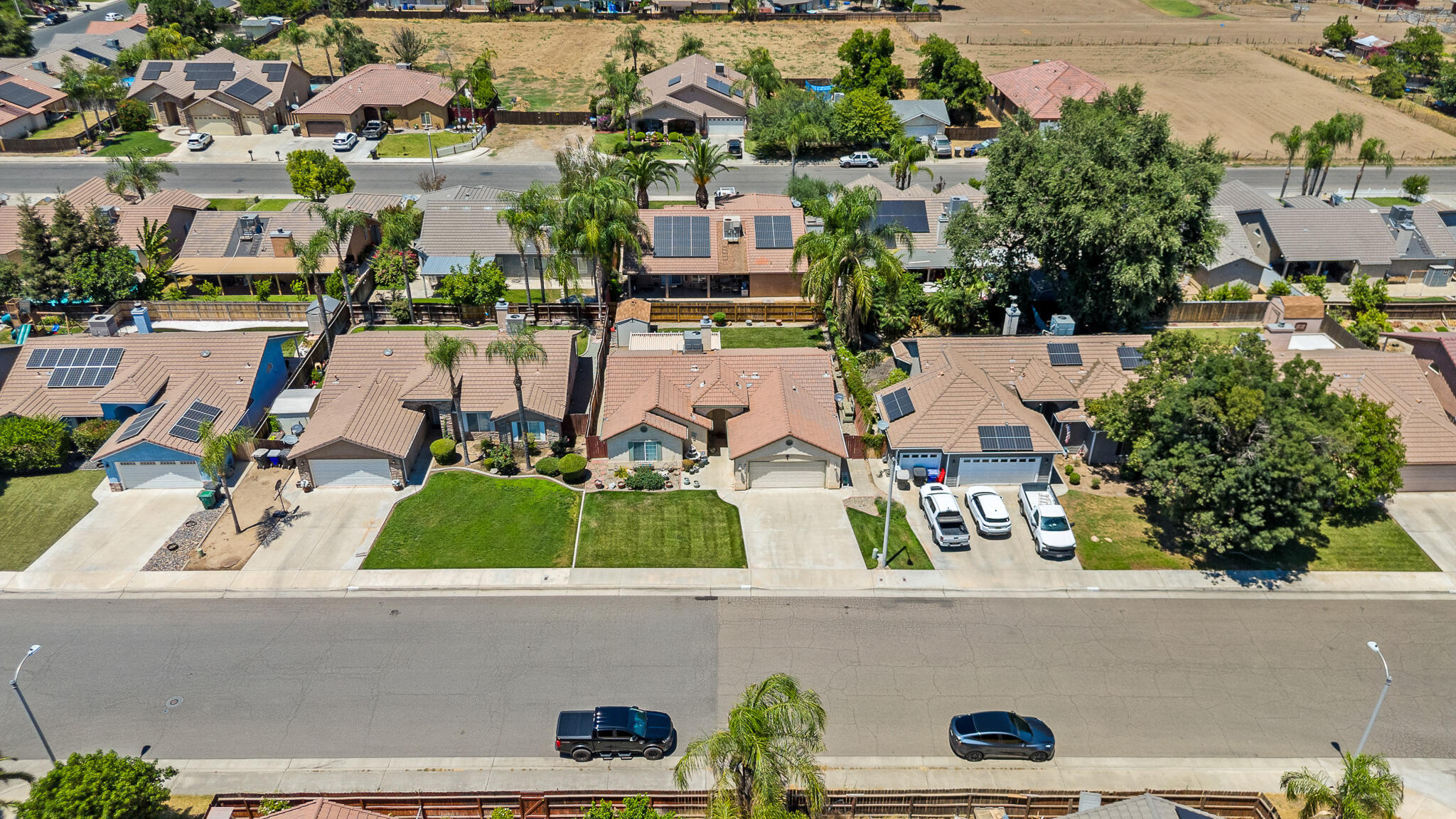 1722 W Julieann Ave, Porterville, CA 93257