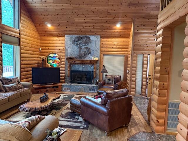 41812 Gray Rock Rd, Shaver Lake, CA 93664