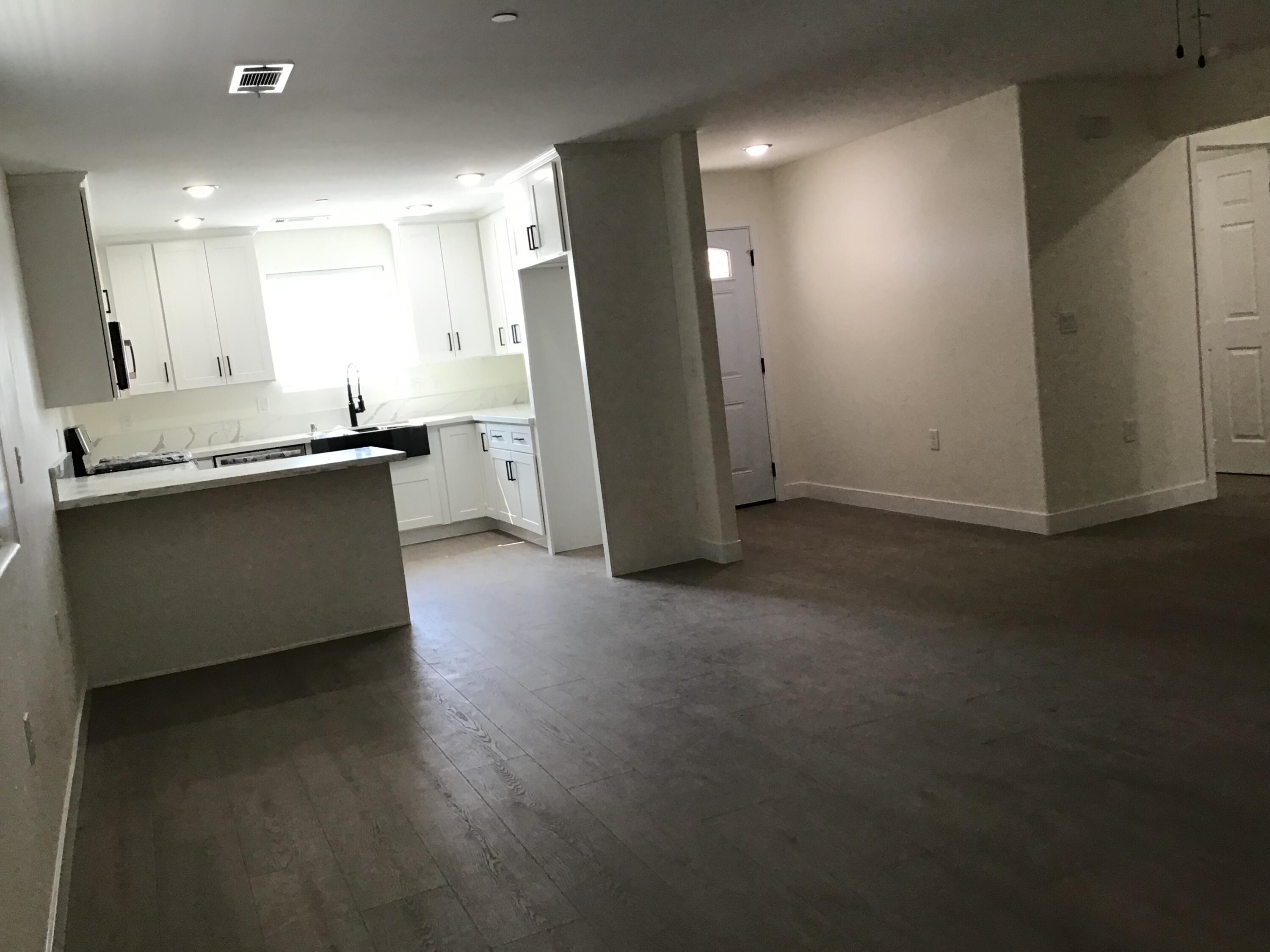 2100 Bell Ave, Corcoran, CA 93212