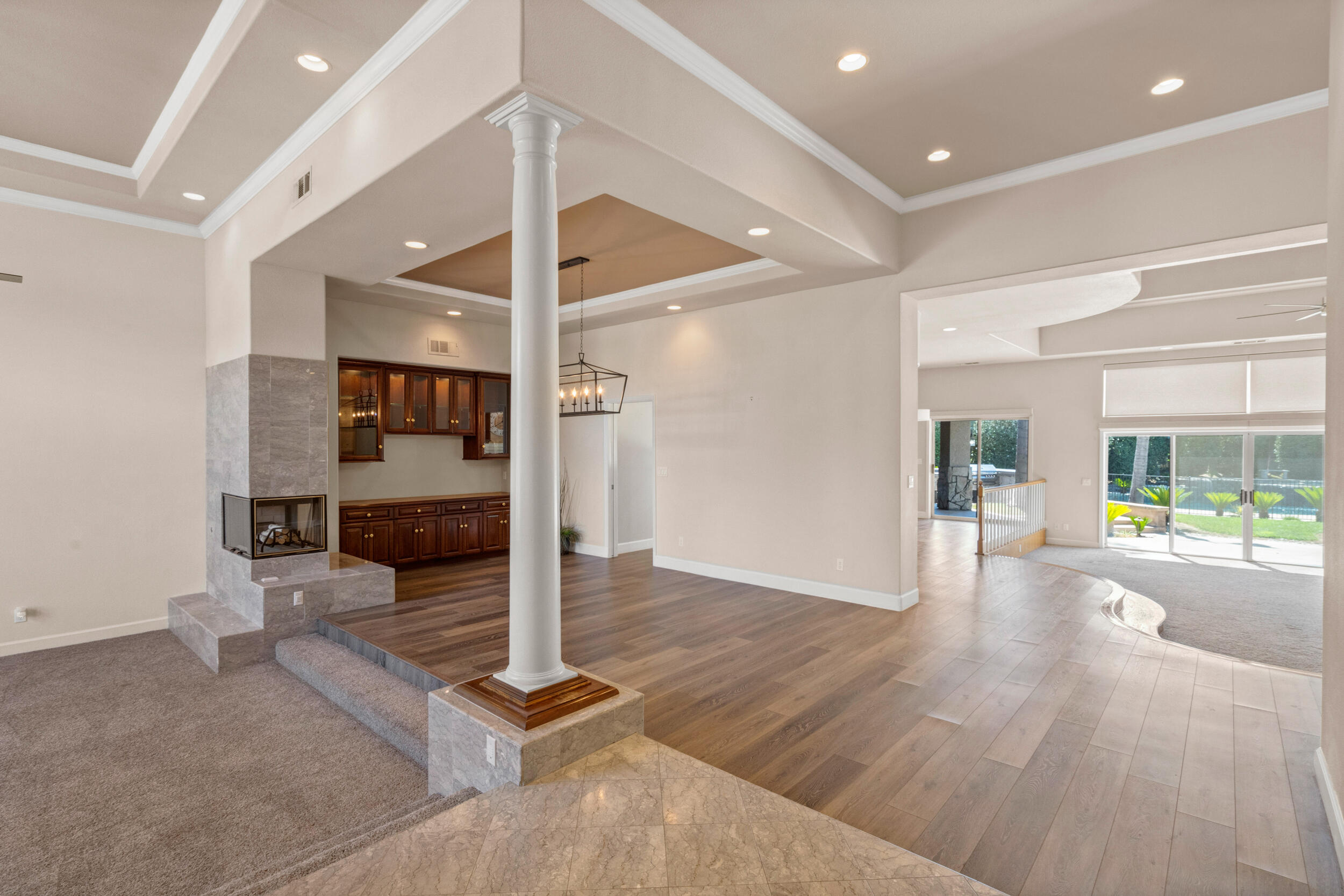 5709 W Seeger Ct, Visalia, CA 93277