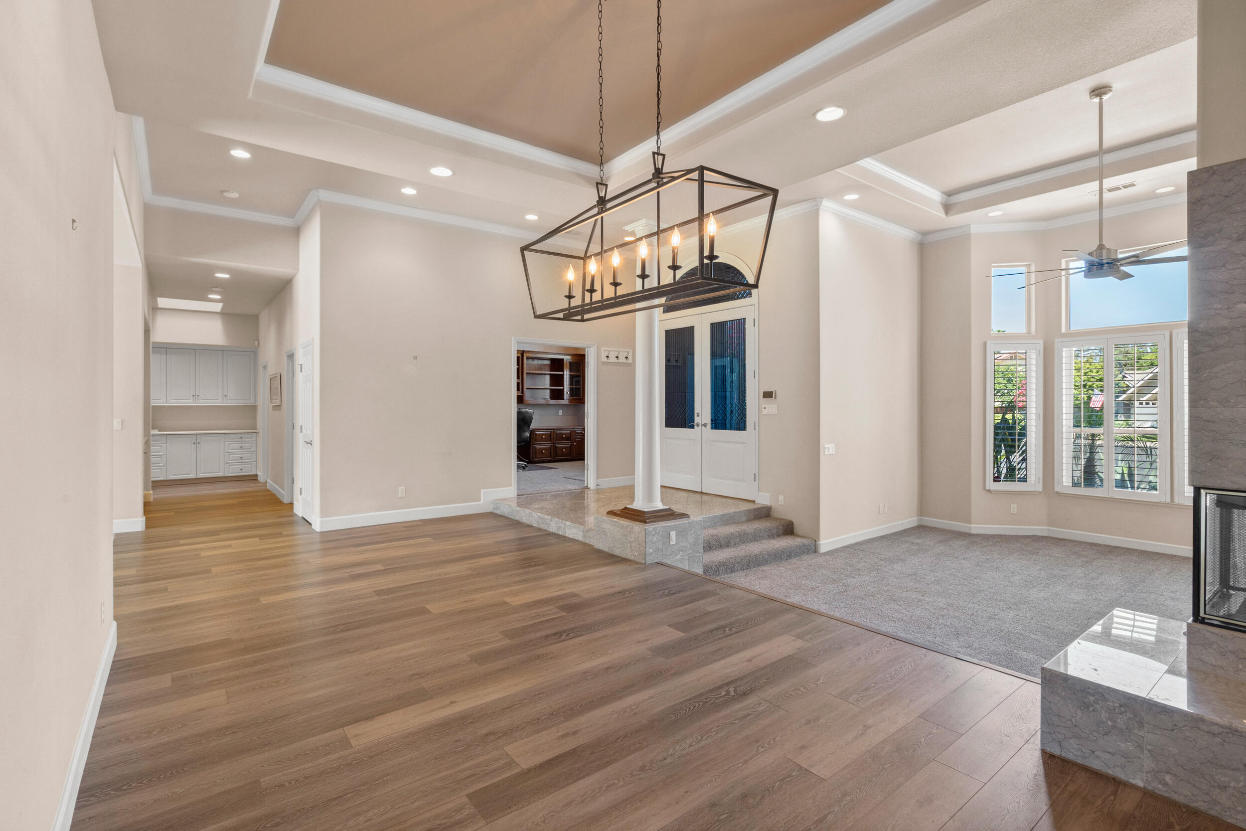 5709 W Seeger Ct, Visalia, CA 93277