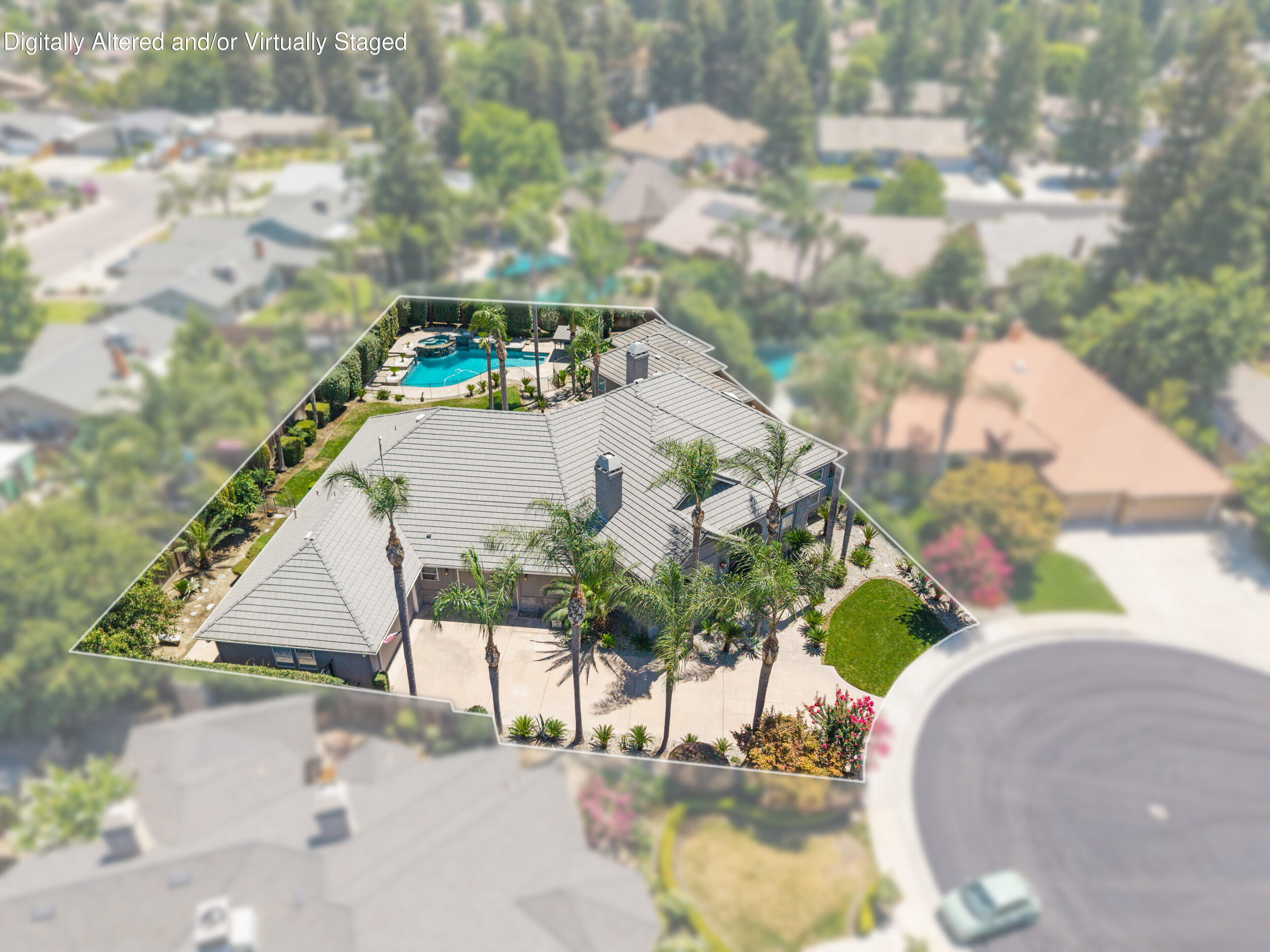 5709 W Seeger Ct, Visalia, CA 93277