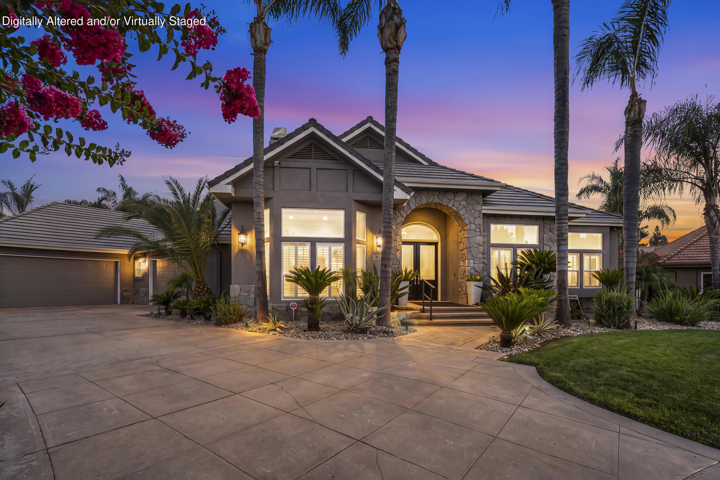 5709 W Seeger Ct, Visalia, CA 93277