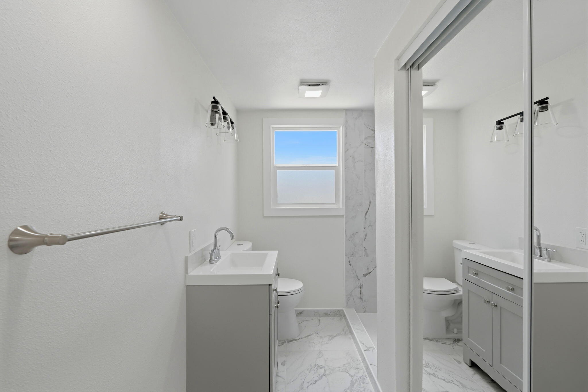 35 S Howland St, Porterville, CA 93257