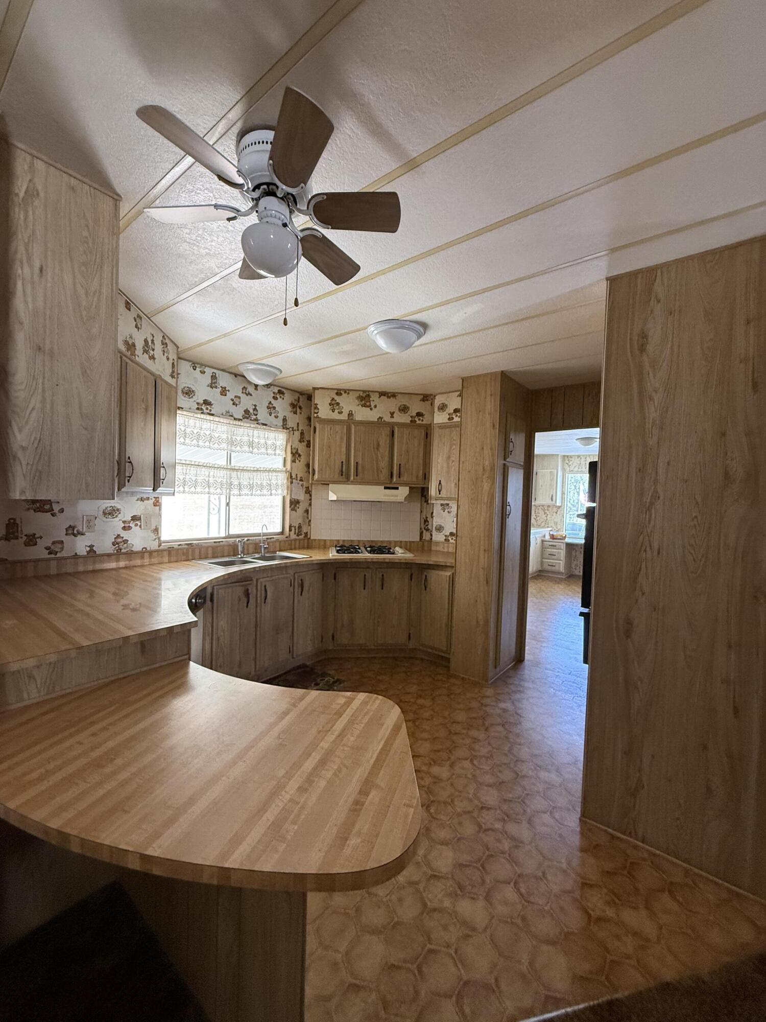 314 N Albert Ave #90, Exeter, CA 93221