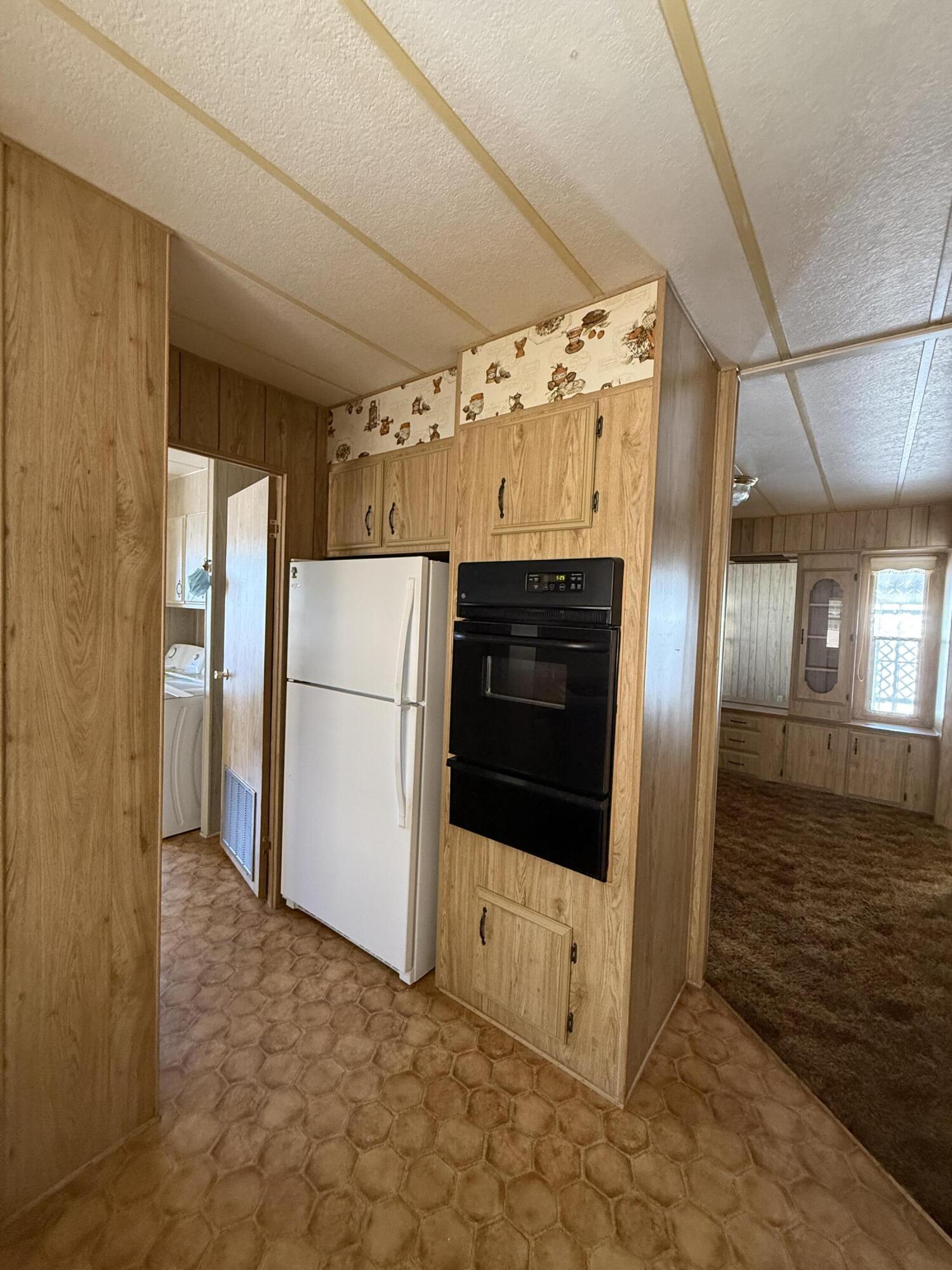 314 N Albert Ave #90, Exeter, CA 93221
