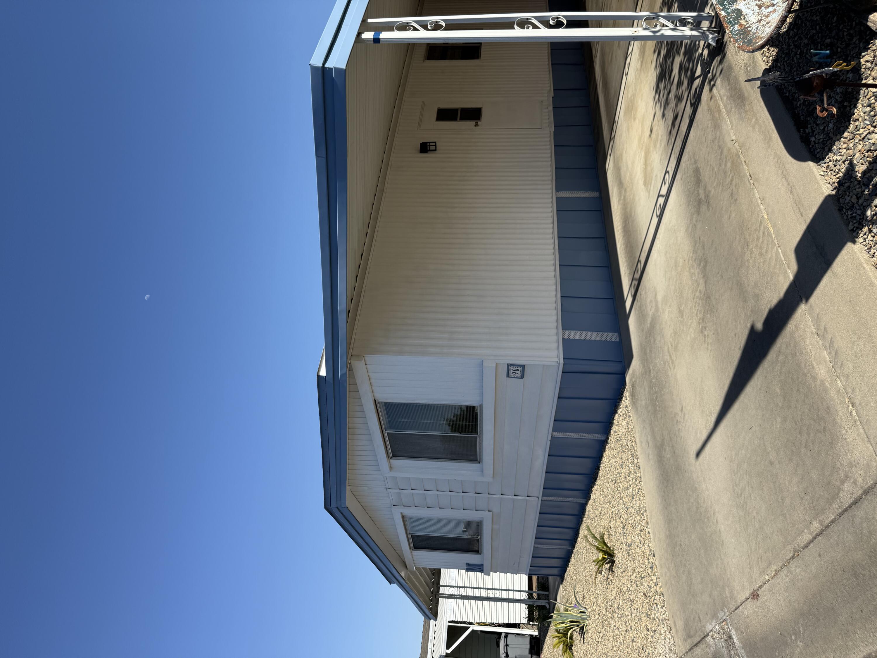 314 N Albert Ave #90, Exeter, CA 93221