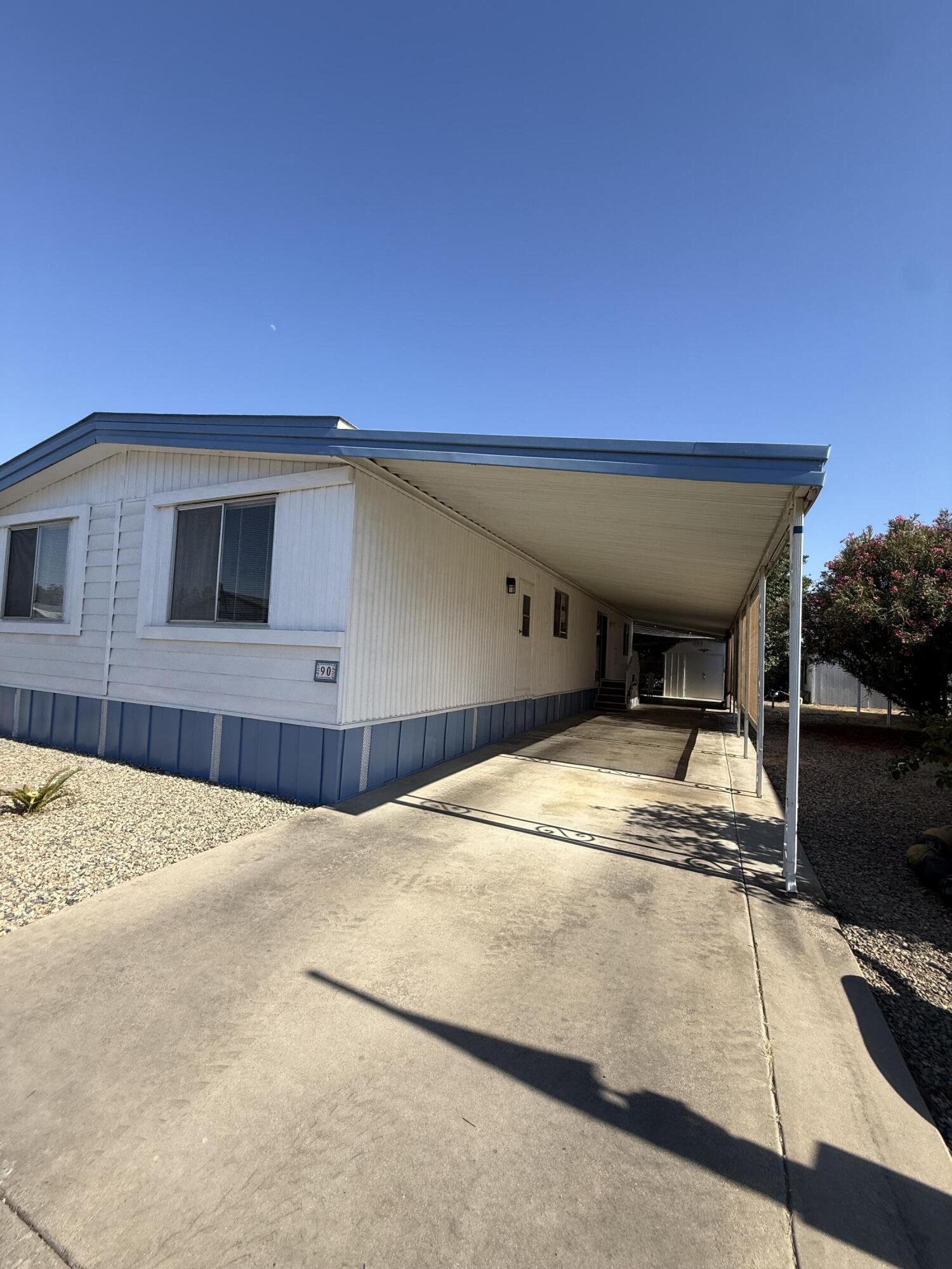 314 N Albert Ave #90, Exeter, CA 93221