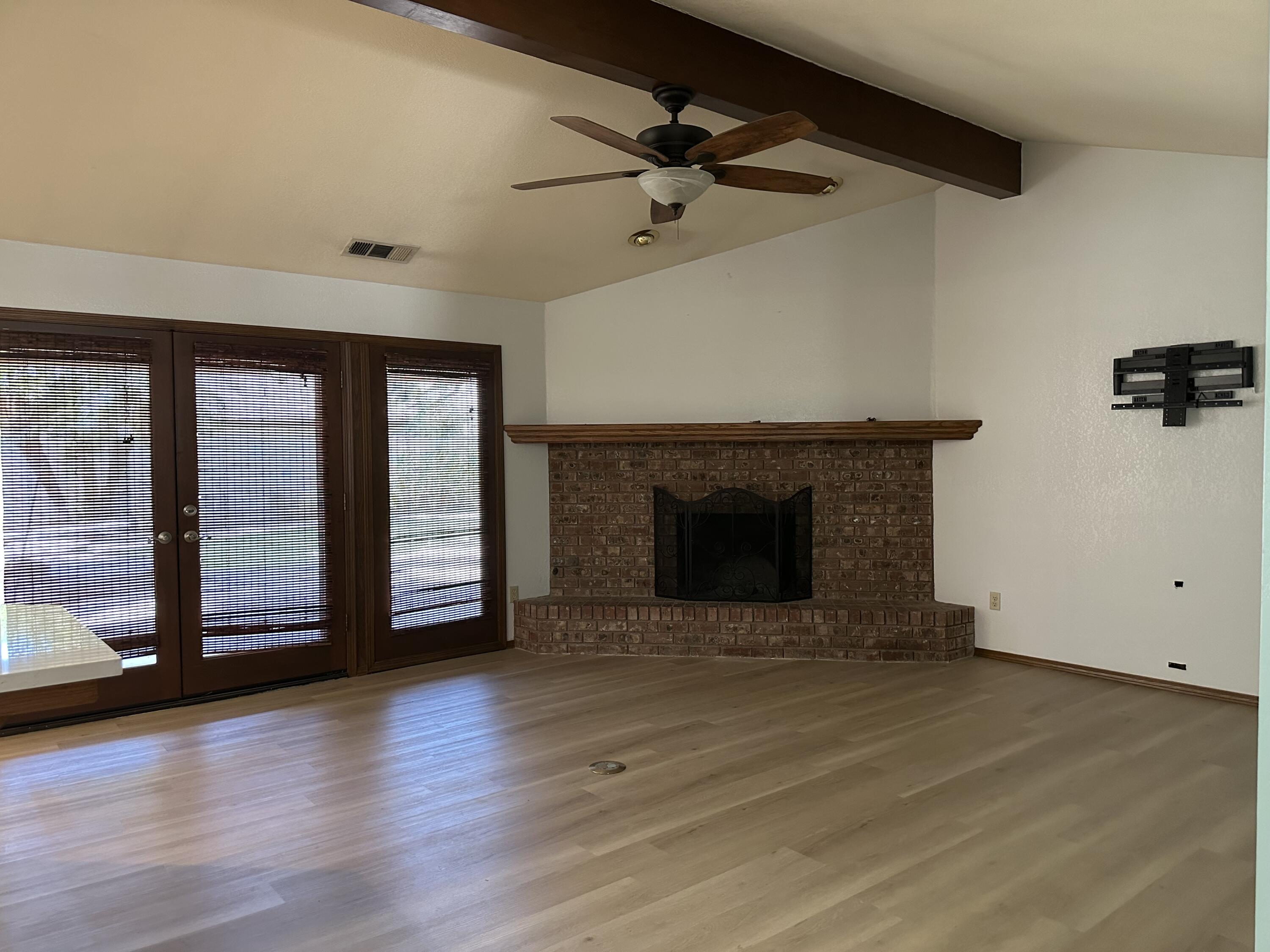 413 N Ryan Ter, Porterville, CA 93257