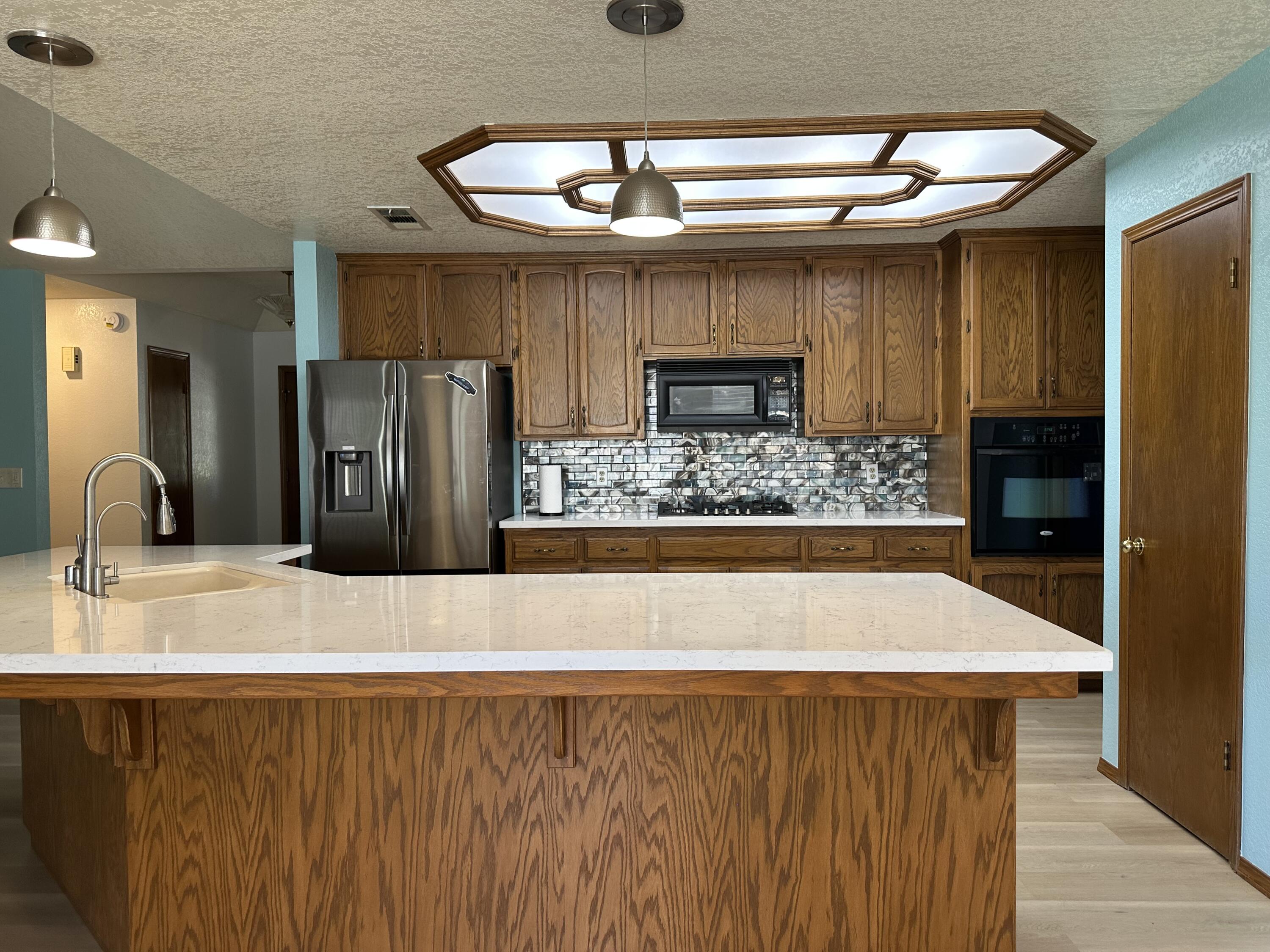 413 N Ryan Ter, Porterville, CA 93257