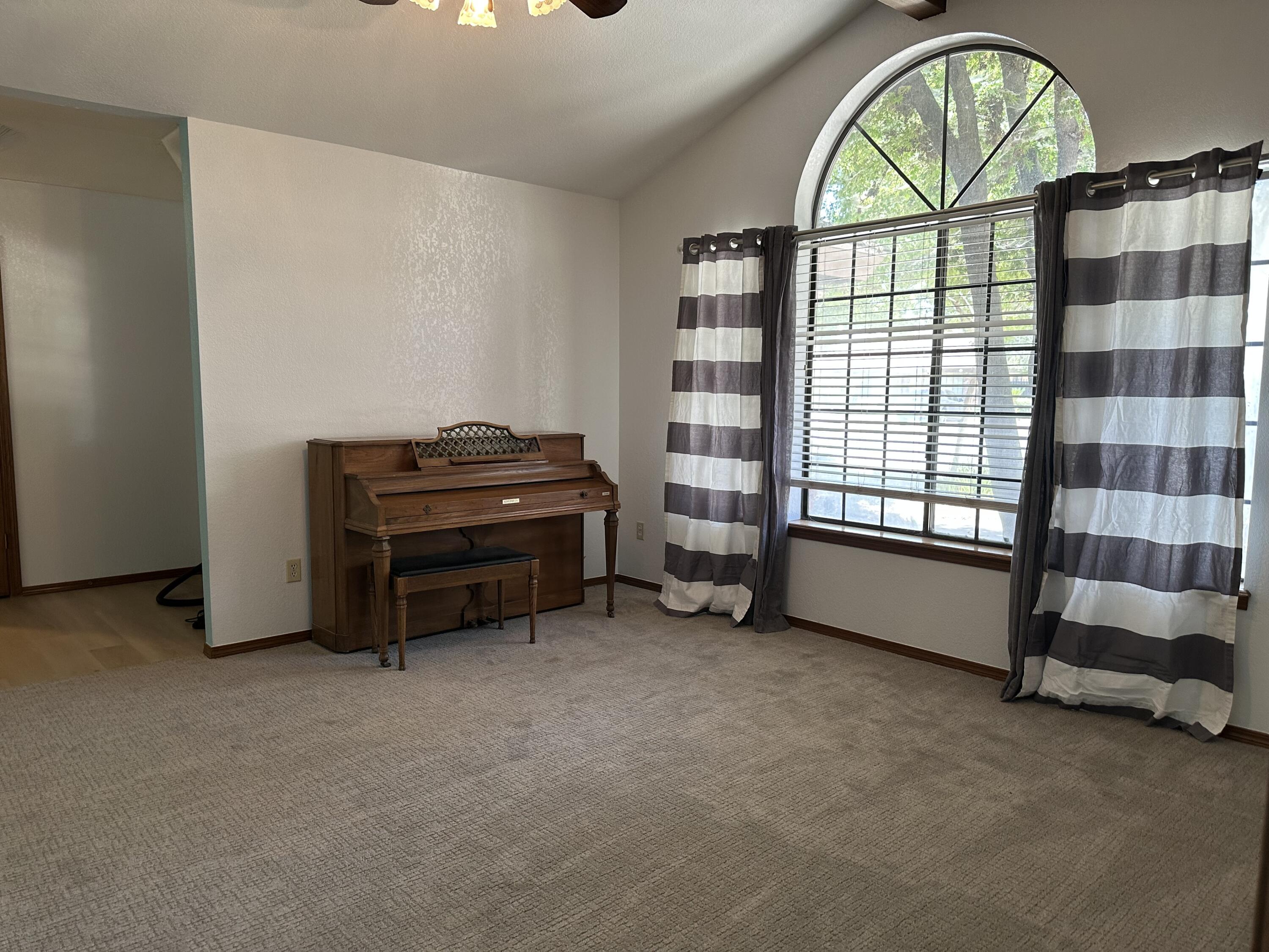 413 N Ryan Ter, Porterville, CA 93257
