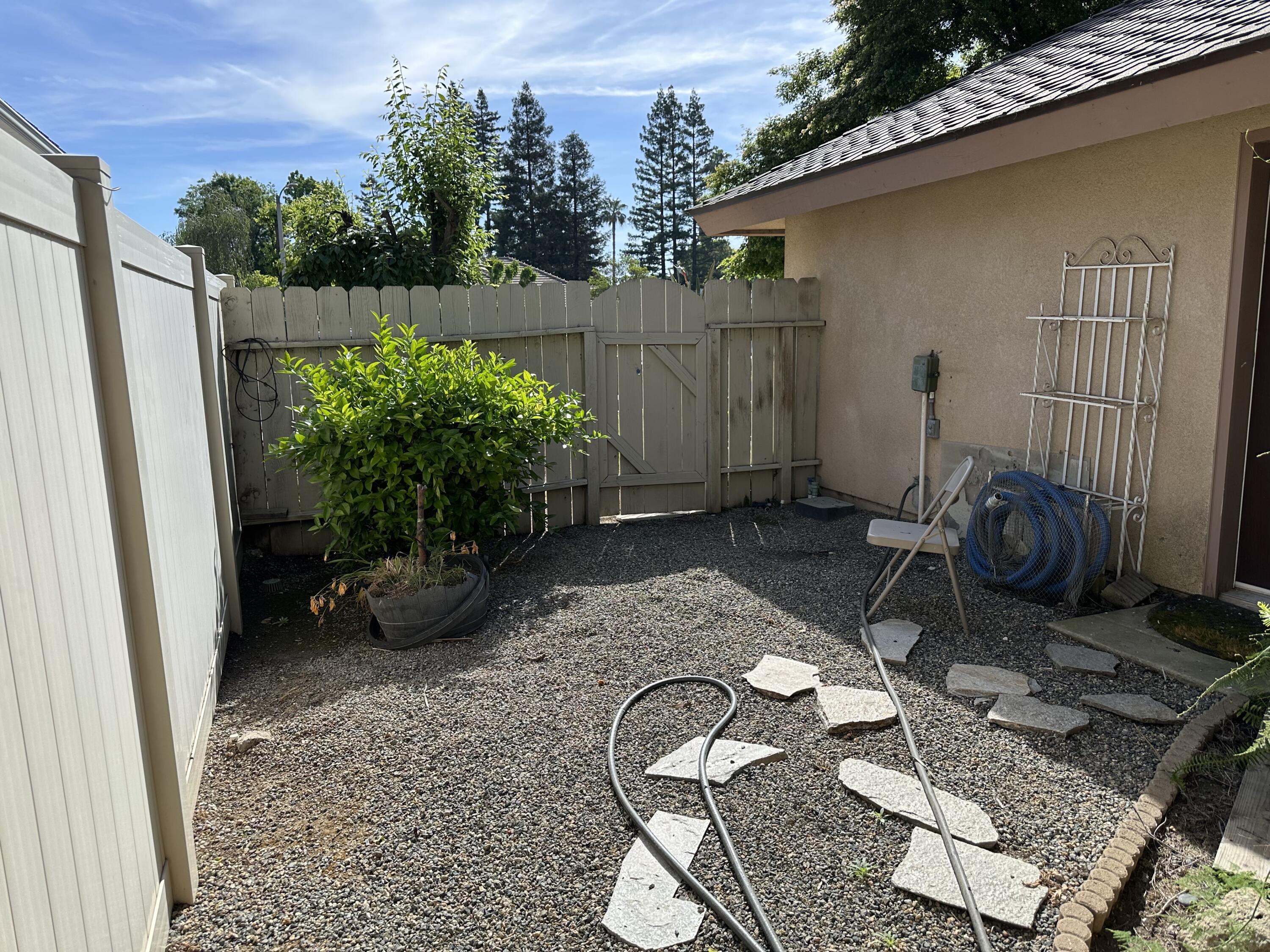 413 N Ryan Ter, Porterville, CA 93257