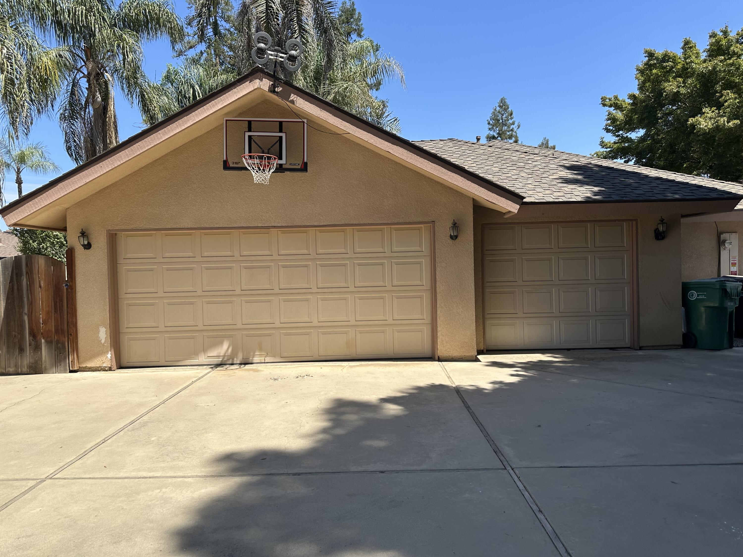 413 N Ryan Ter, Porterville, CA 93257