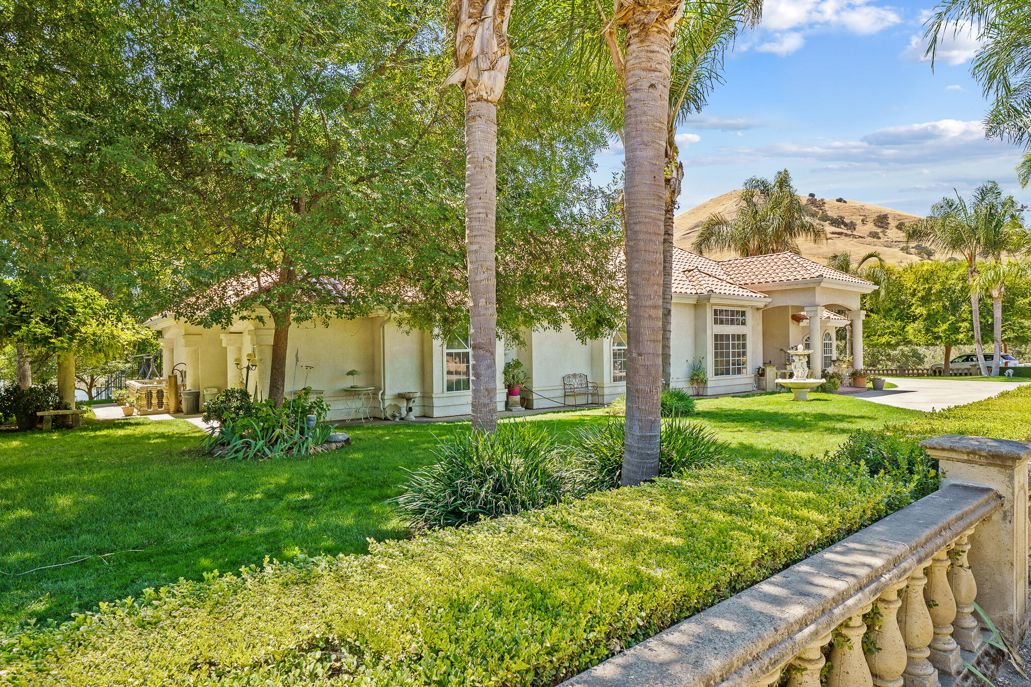 32933 Success Valley Dr, Porterville, CA 93257