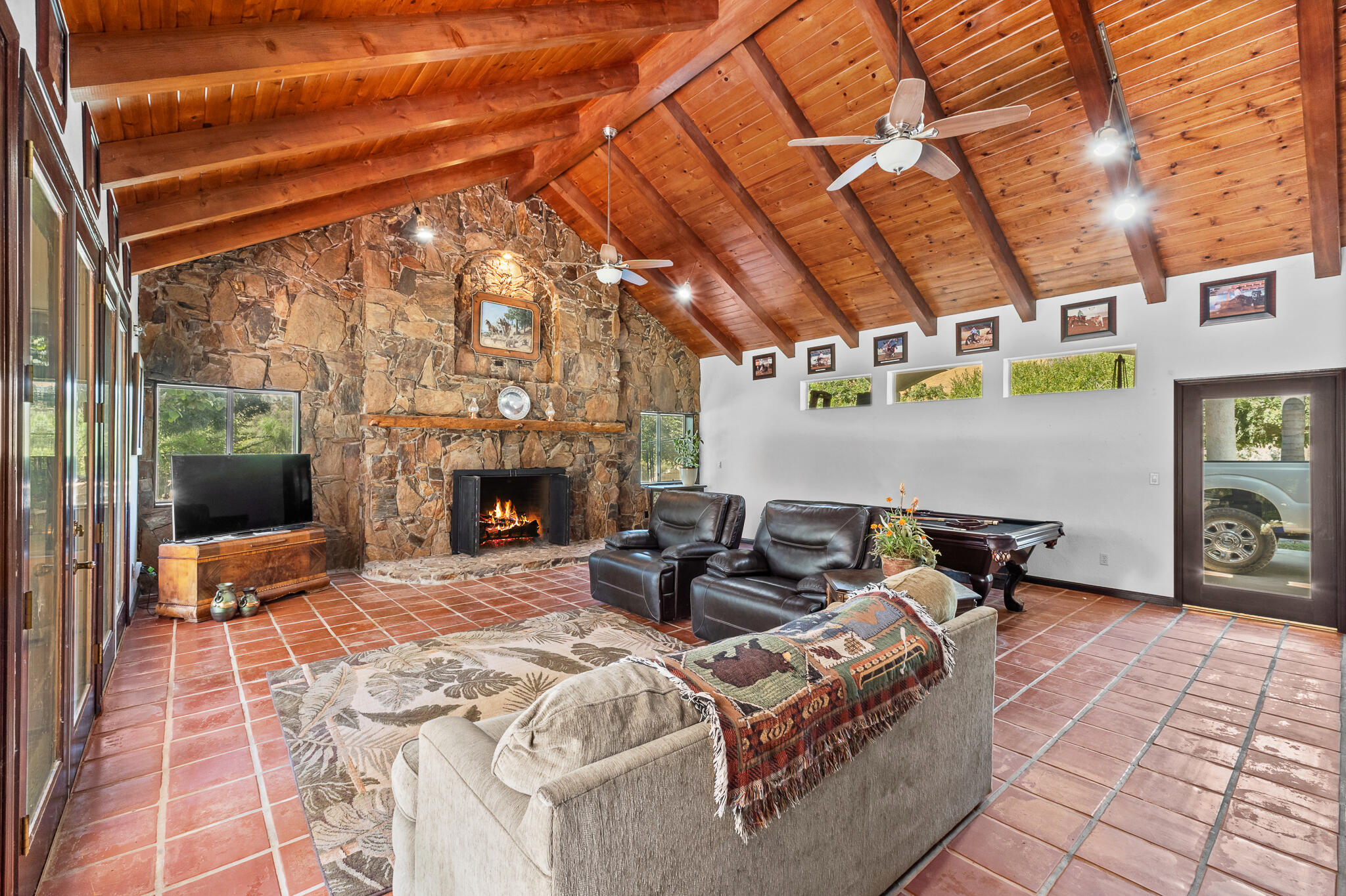 32933 Success Valley Dr, Porterville, CA 93257