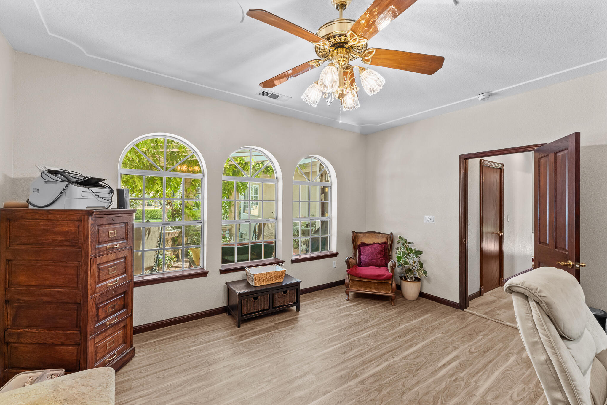 32933 Success Valley Dr, Porterville, CA 93257