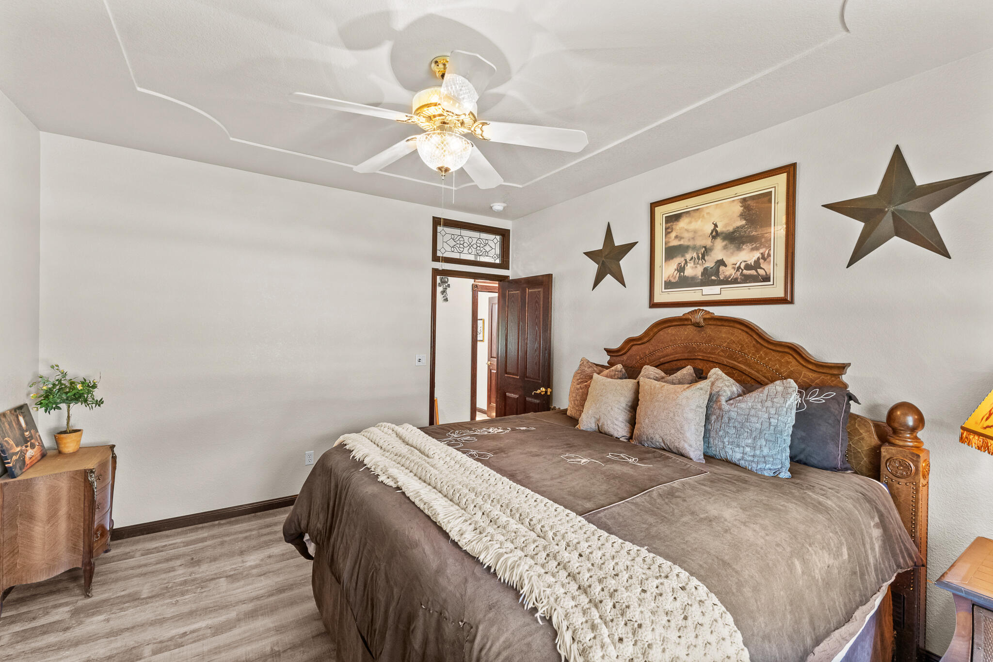 32933 Success Valley Dr, Porterville, CA 93257