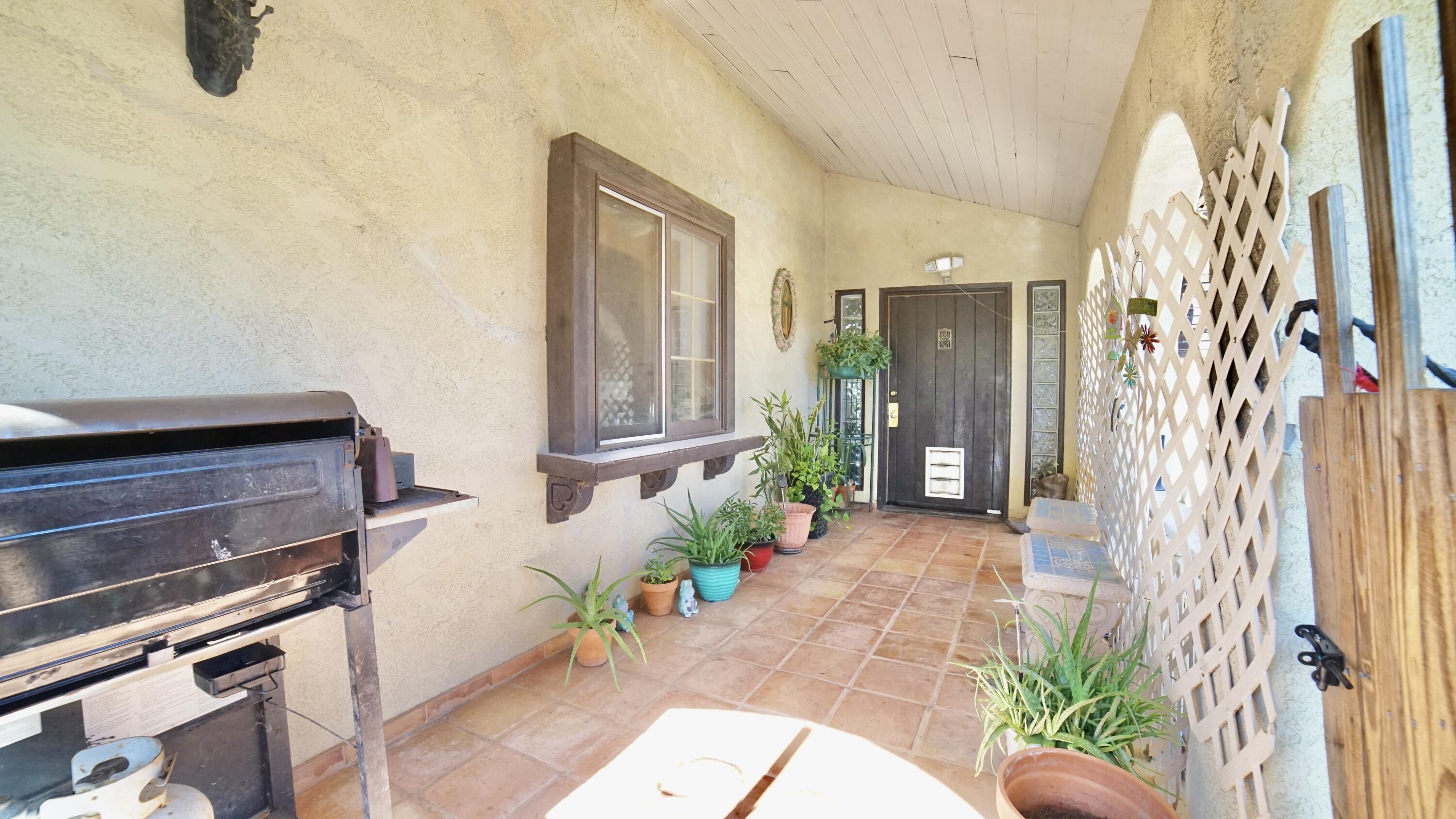 1166 N Harvard Ave, Lindsay, CA 93247