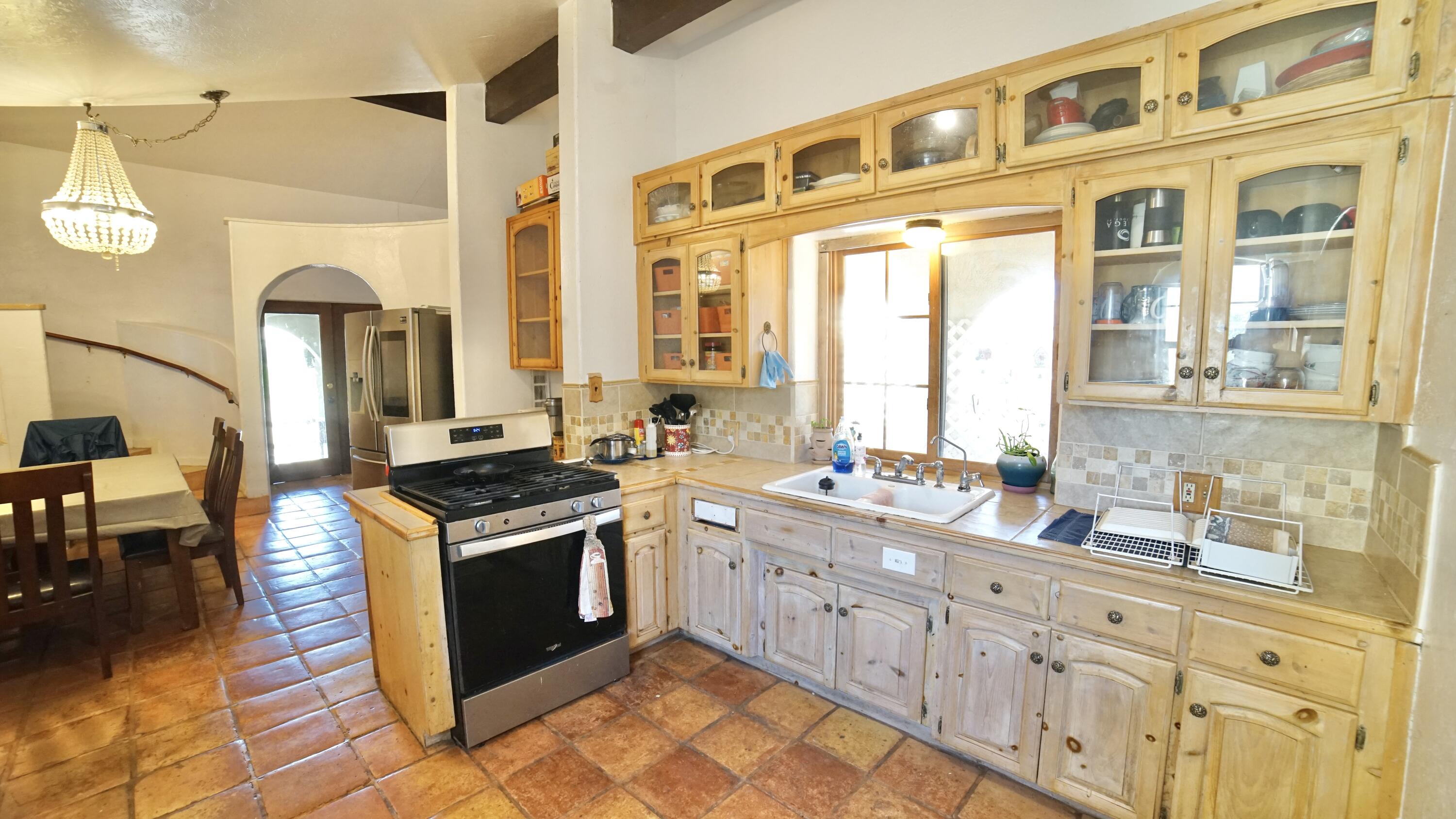 1166 N Harvard Ave, Lindsay, CA 93247