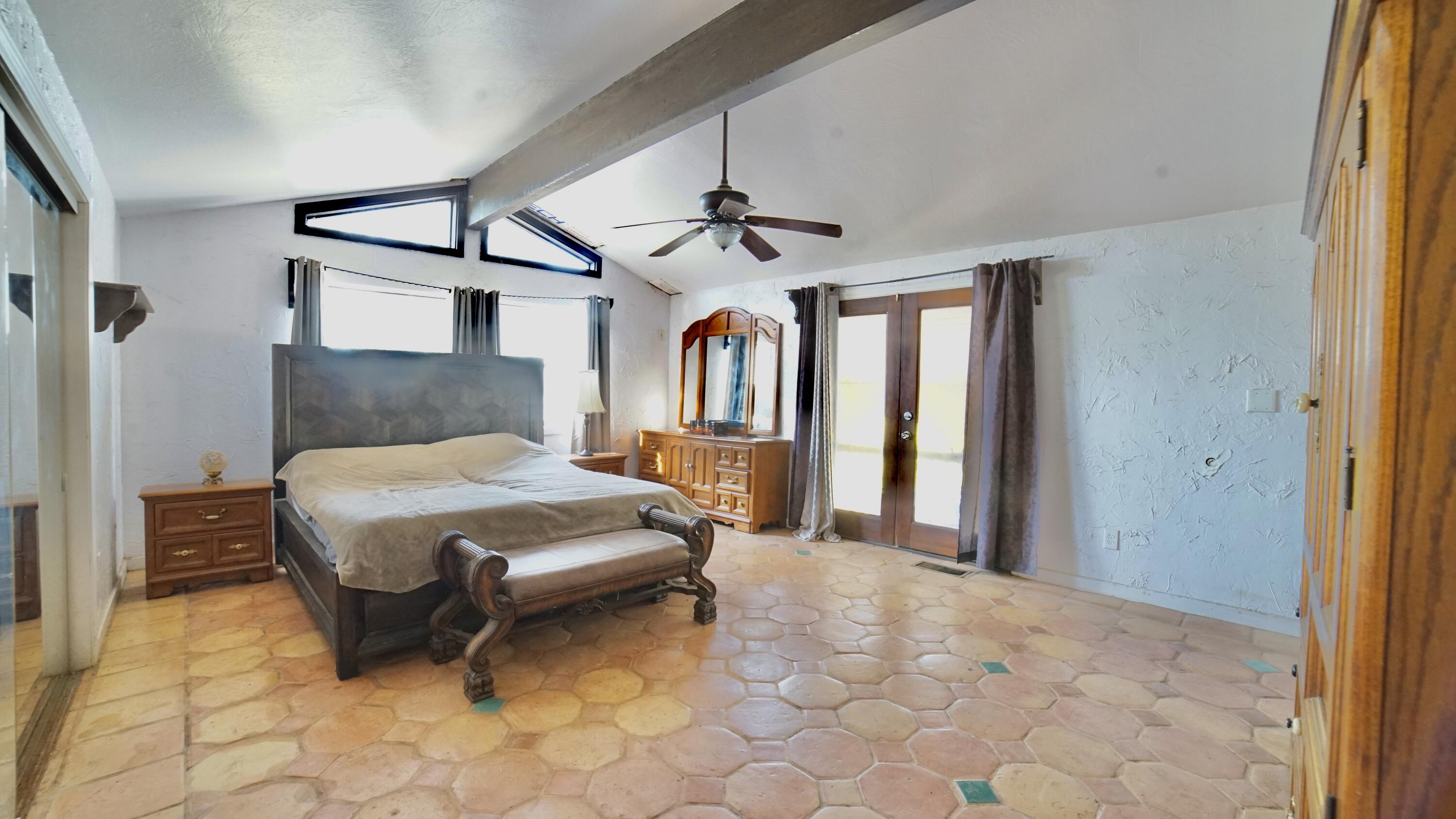 1166 N Harvard Ave, Lindsay, CA 93247