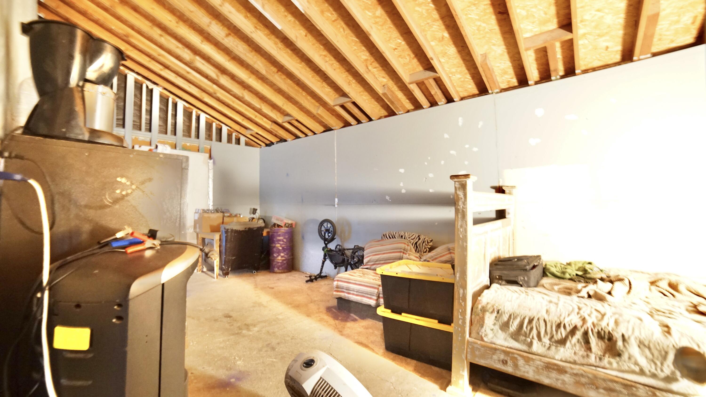 1166 N Harvard Ave, Lindsay, CA 93247