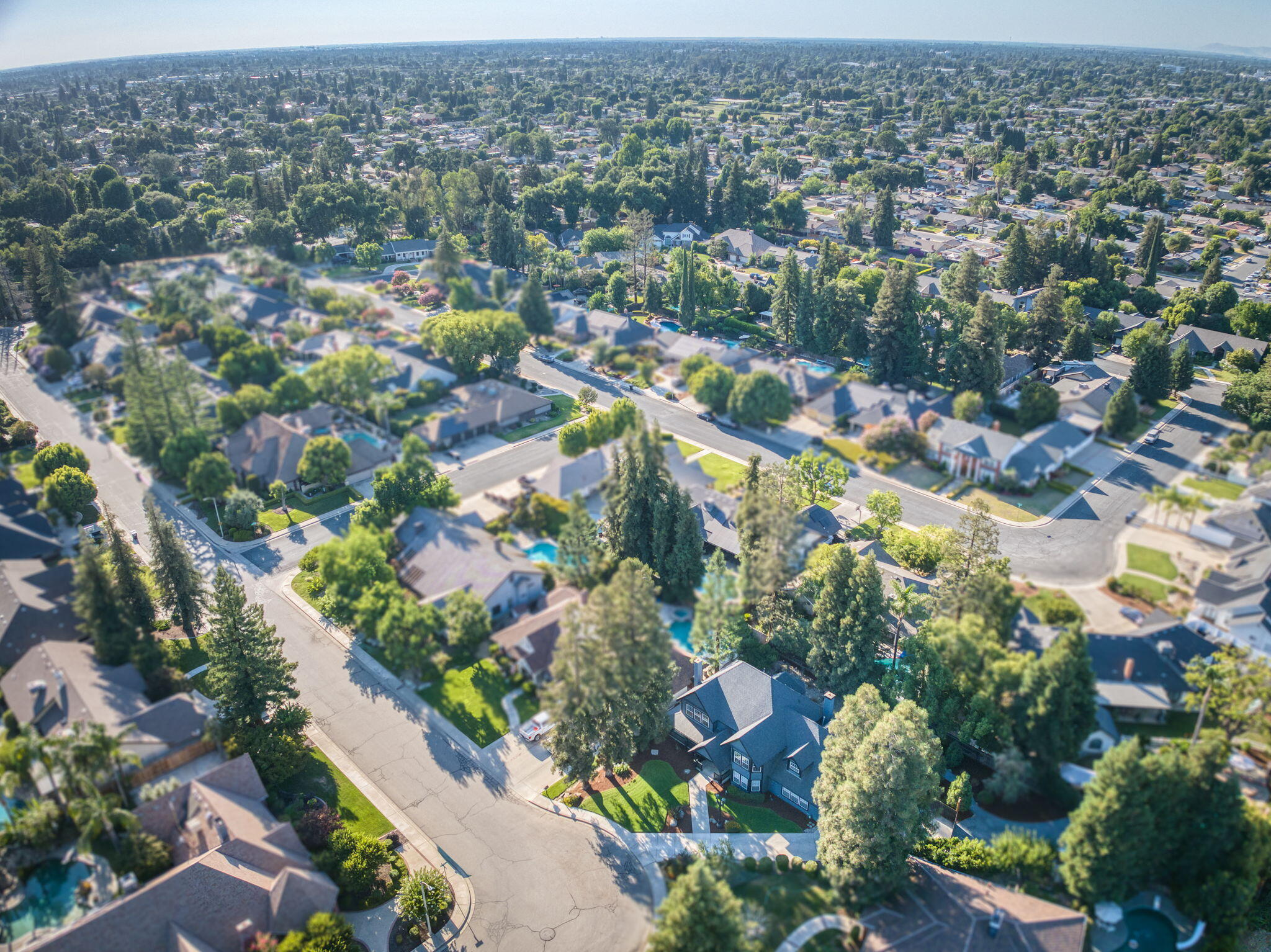 348 E Sunnyside Ave, Visalia, CA 93277