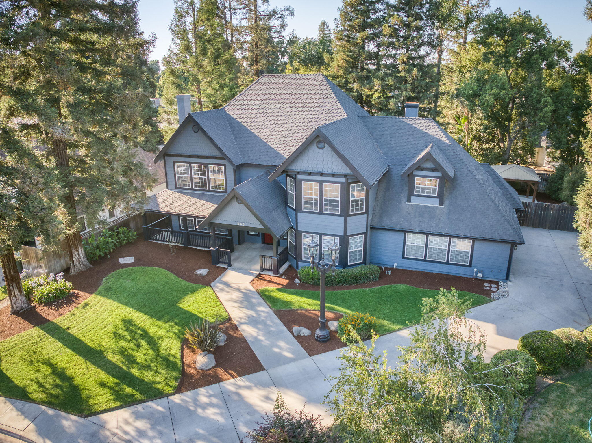 348 E Sunnyside Ave, Visalia, CA 93277