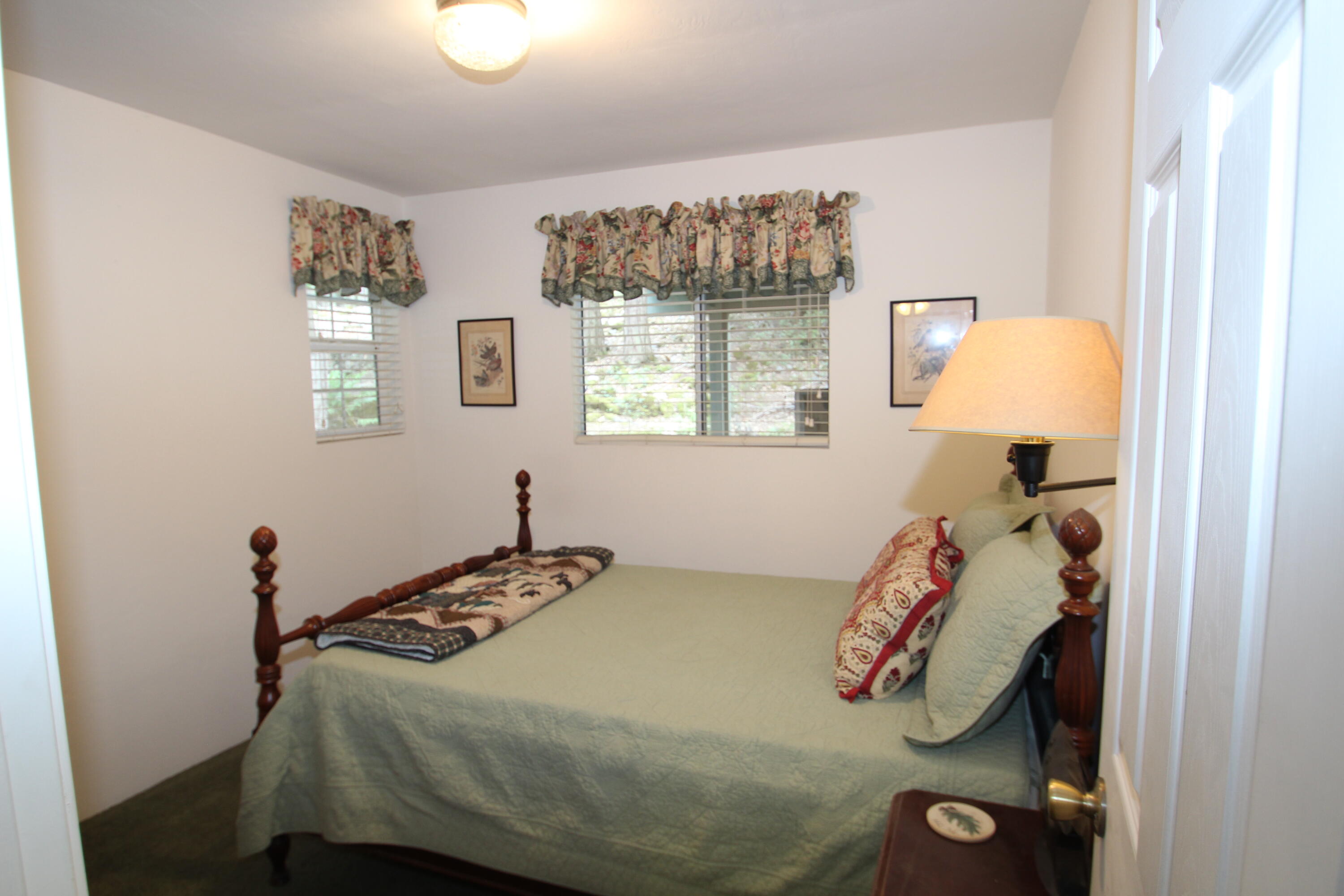 565 Trails End, Springville, CA 93265