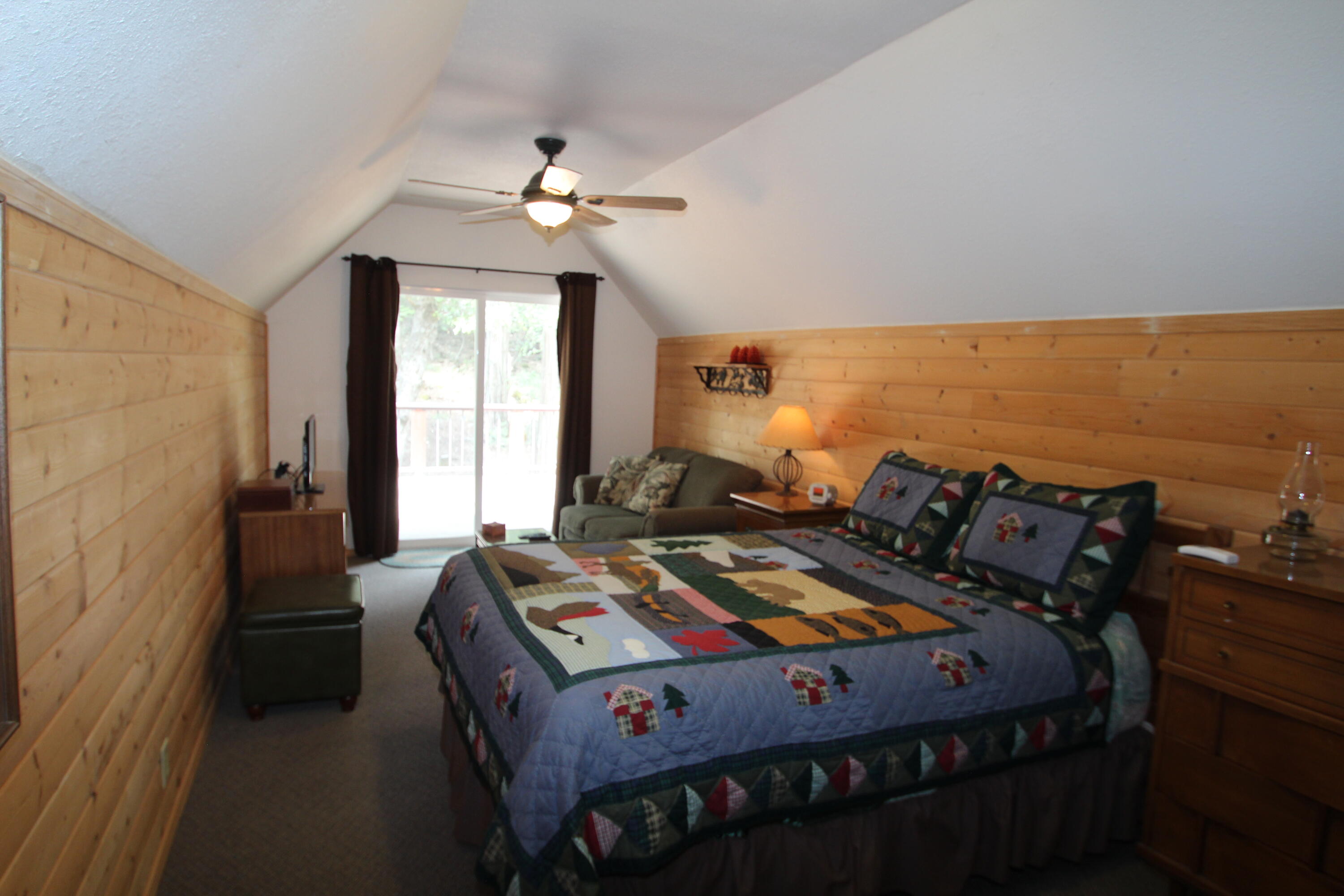 565 Trails End, Springville, CA 93265