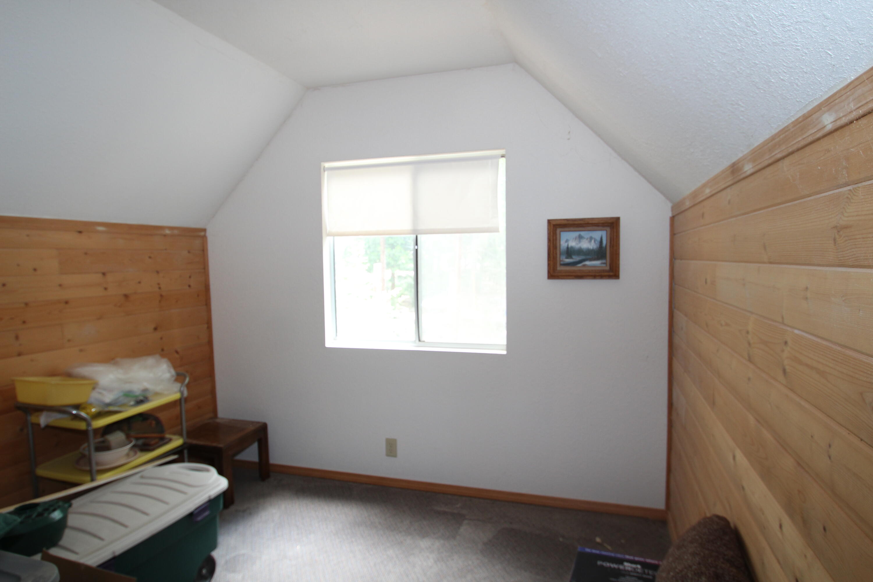 565 Trails End, Springville, CA 93265