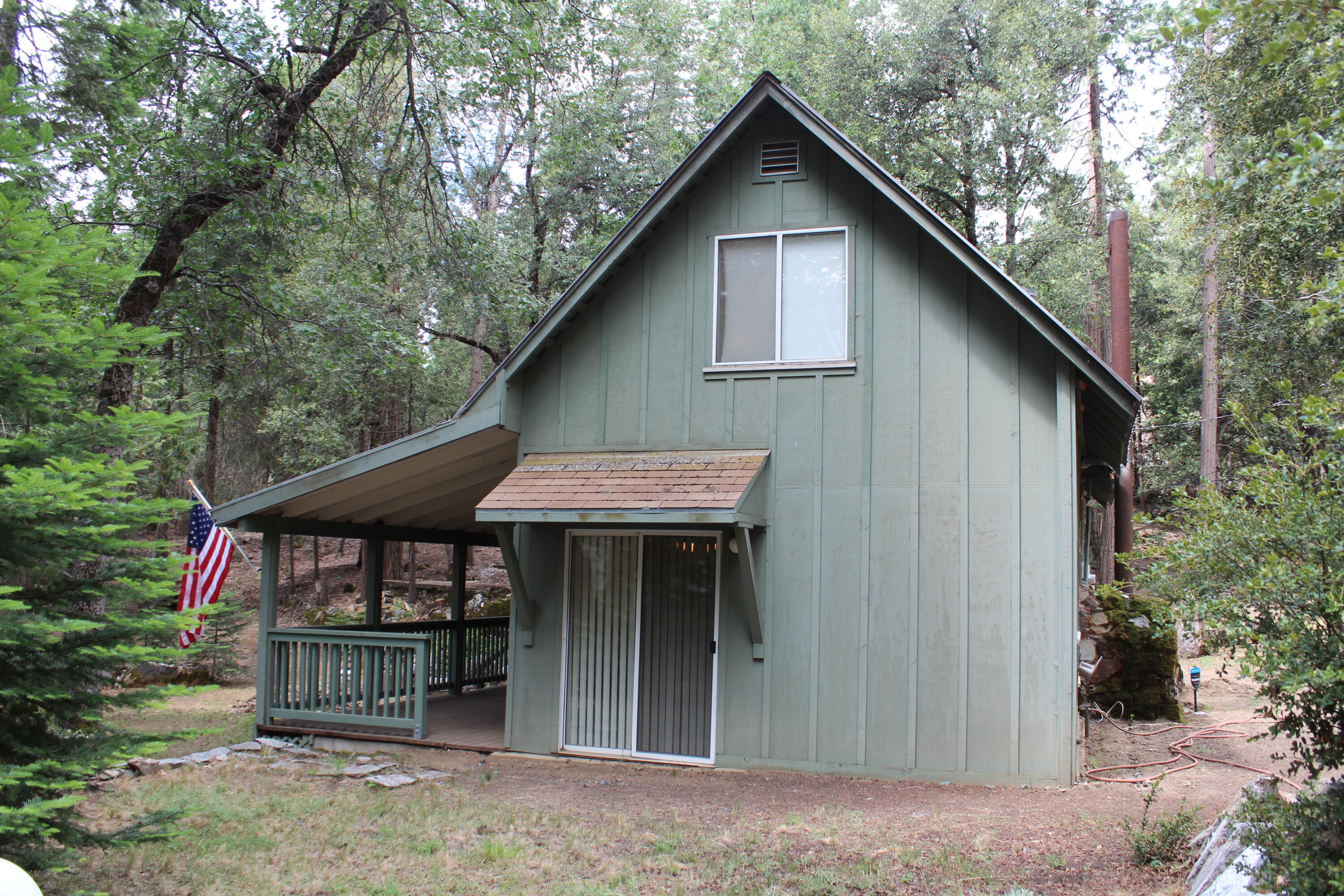 565 Trails End, Springville, CA 93265