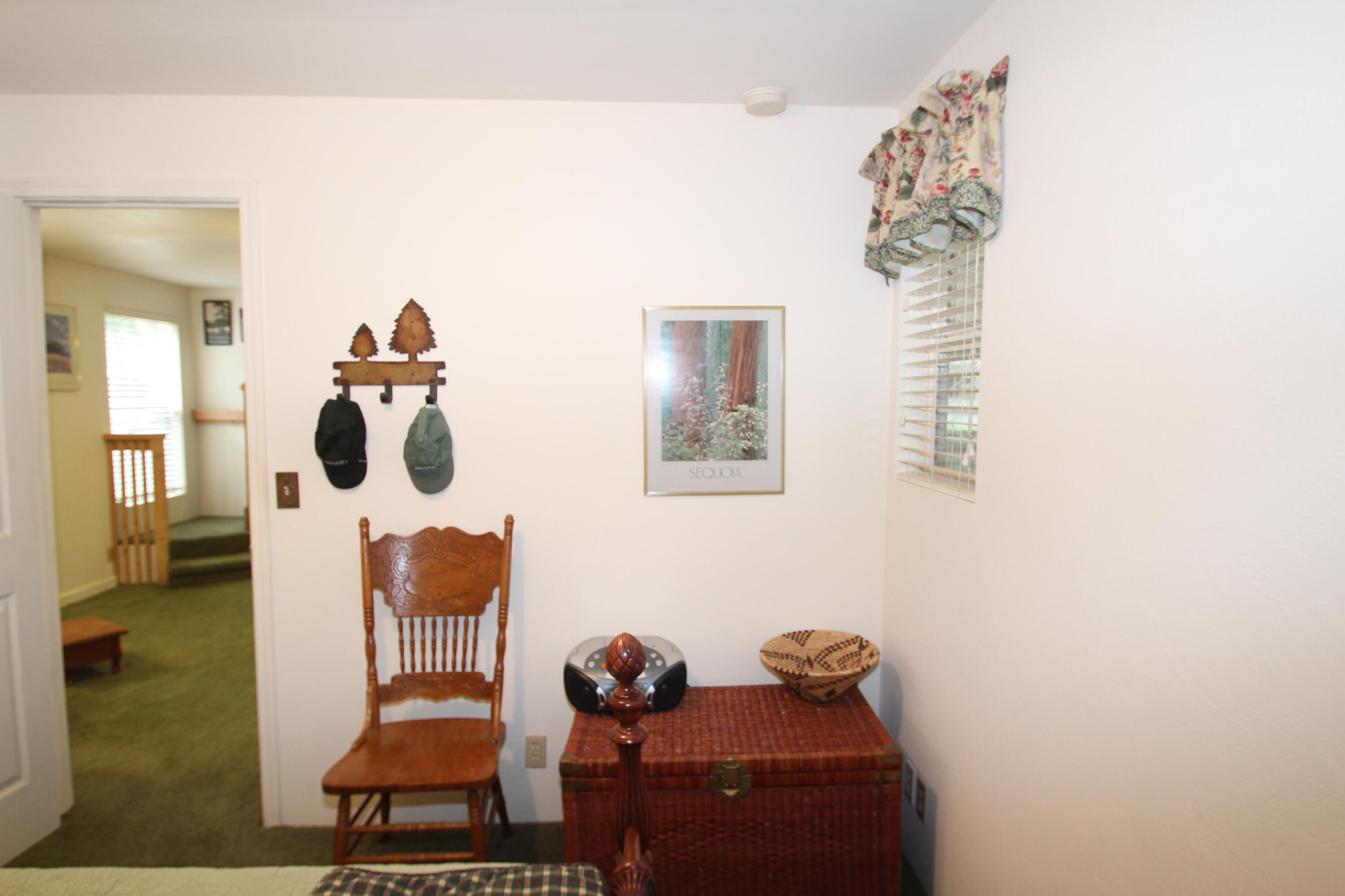 565 Trails End, Springville, CA 93265