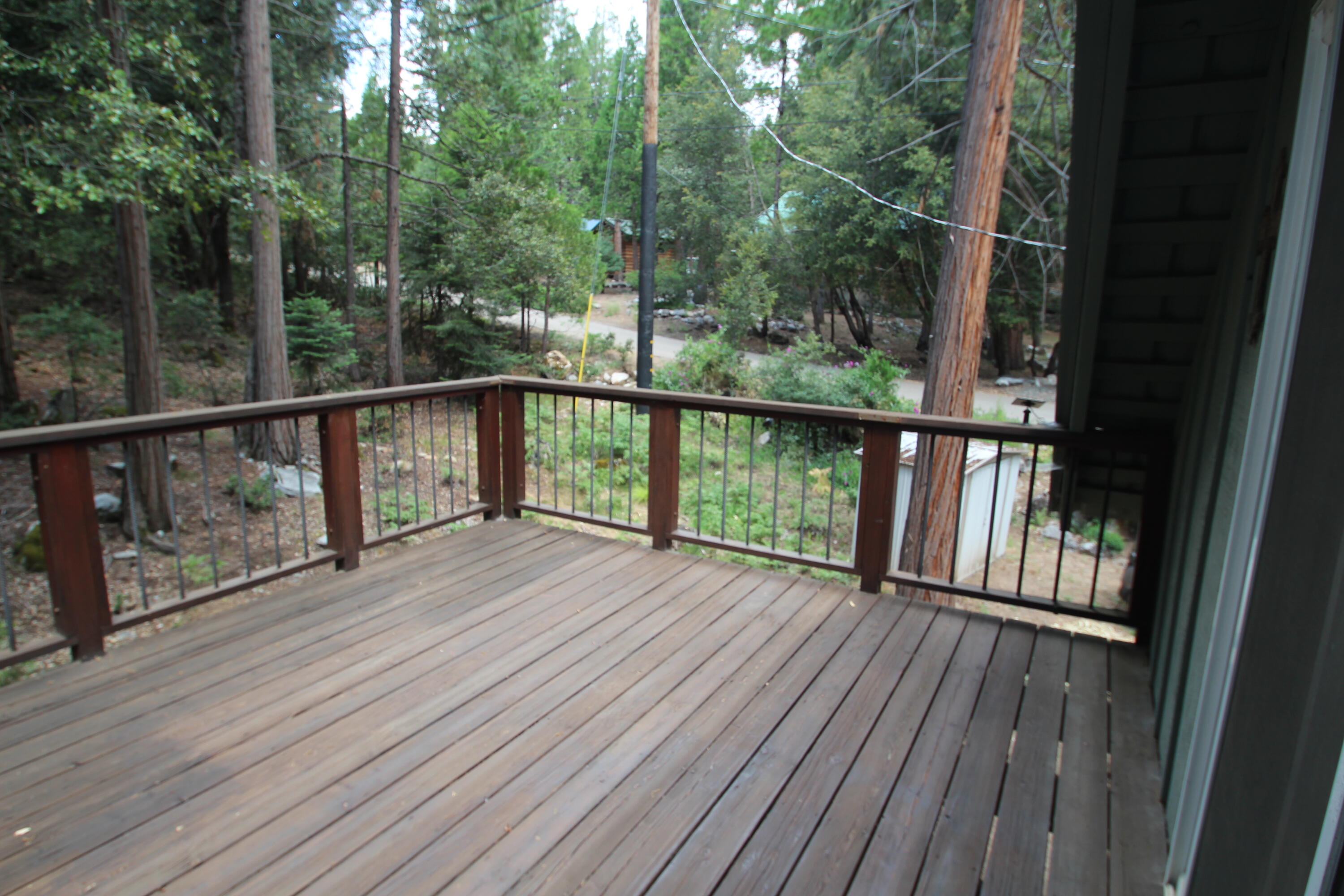 565 Trails End, Springville, CA 93265
