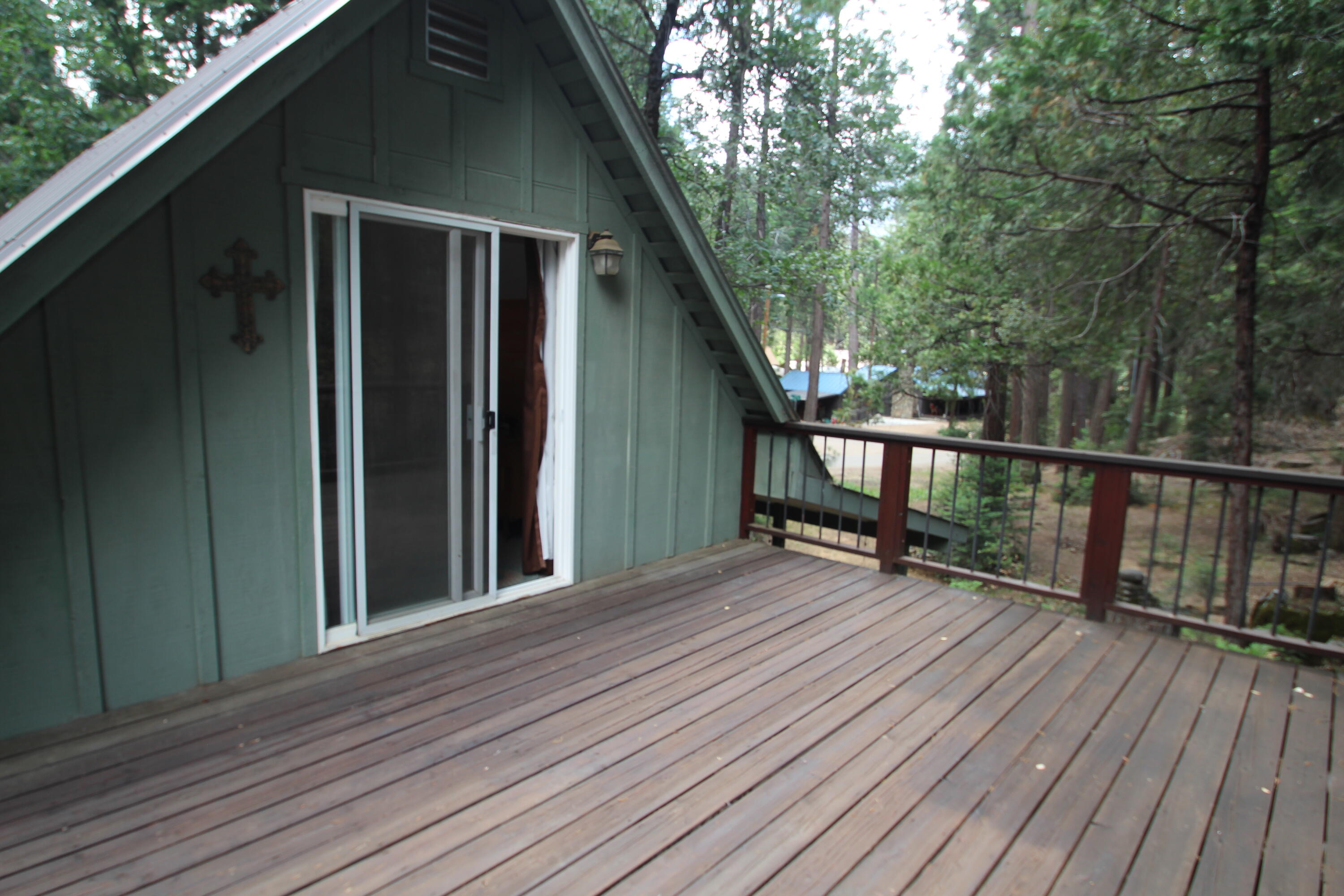 565 Trails End, Springville, CA 93265