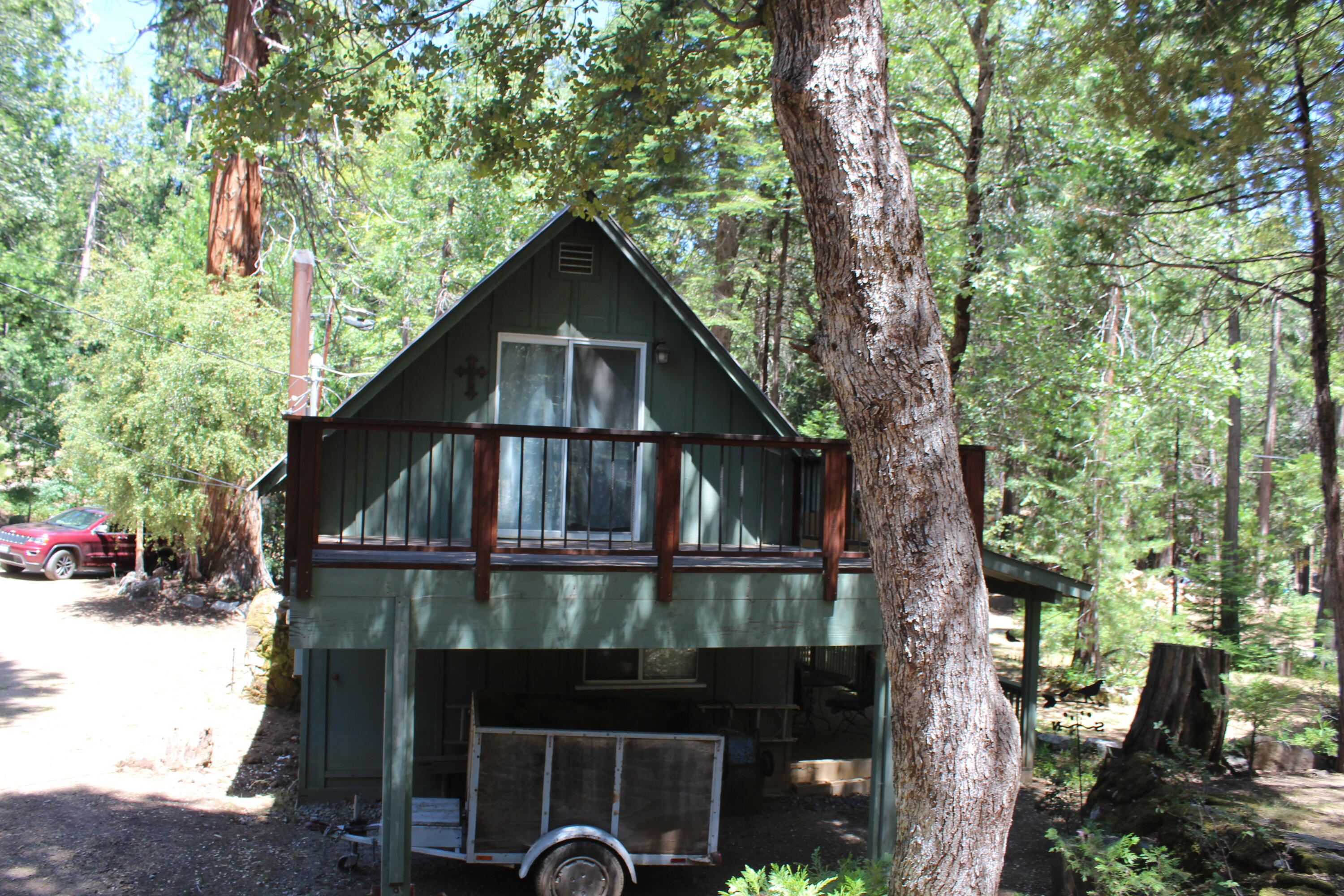 565 Trails End, Springville, CA 93265