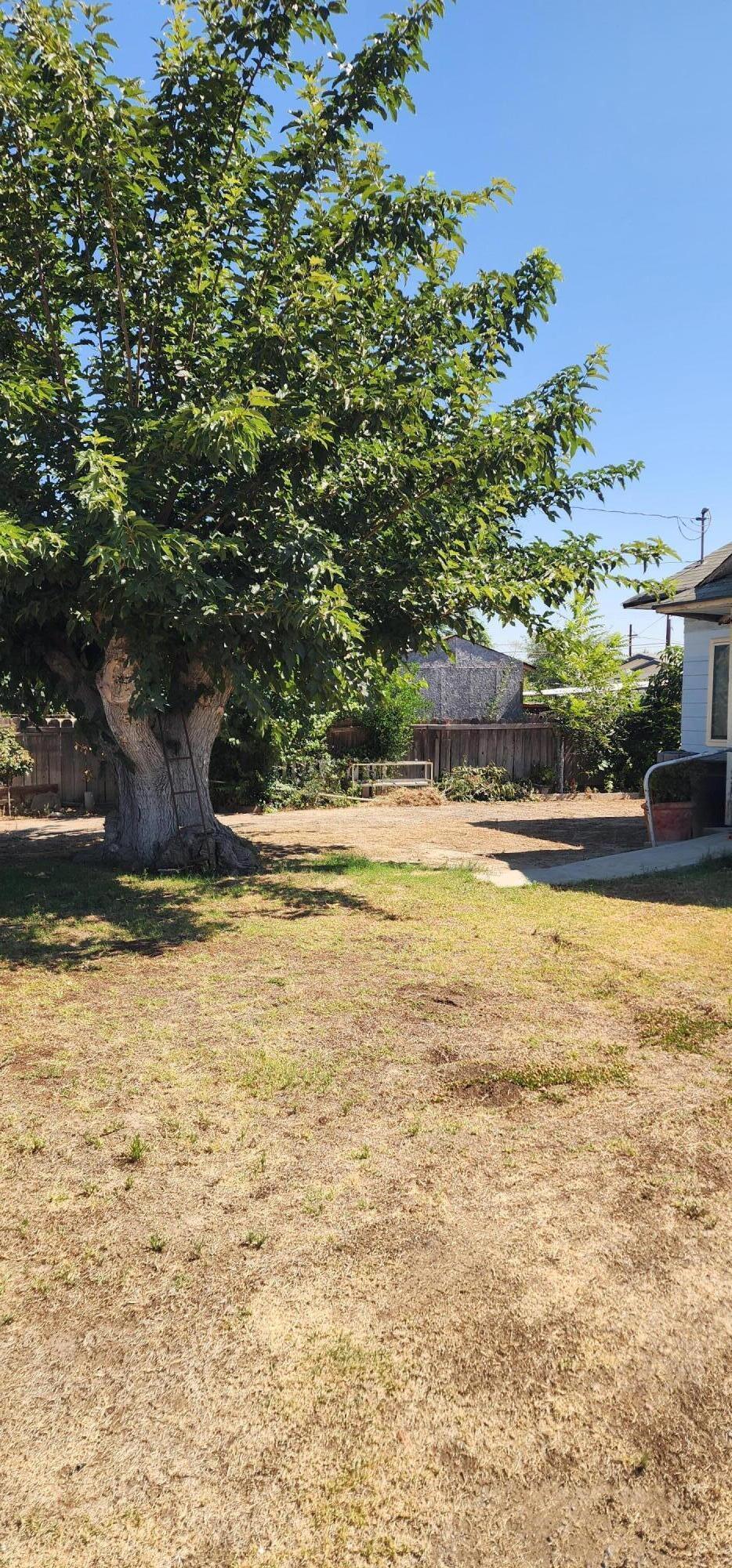 37774 Hunter Rd, Dinuba, CA 93618