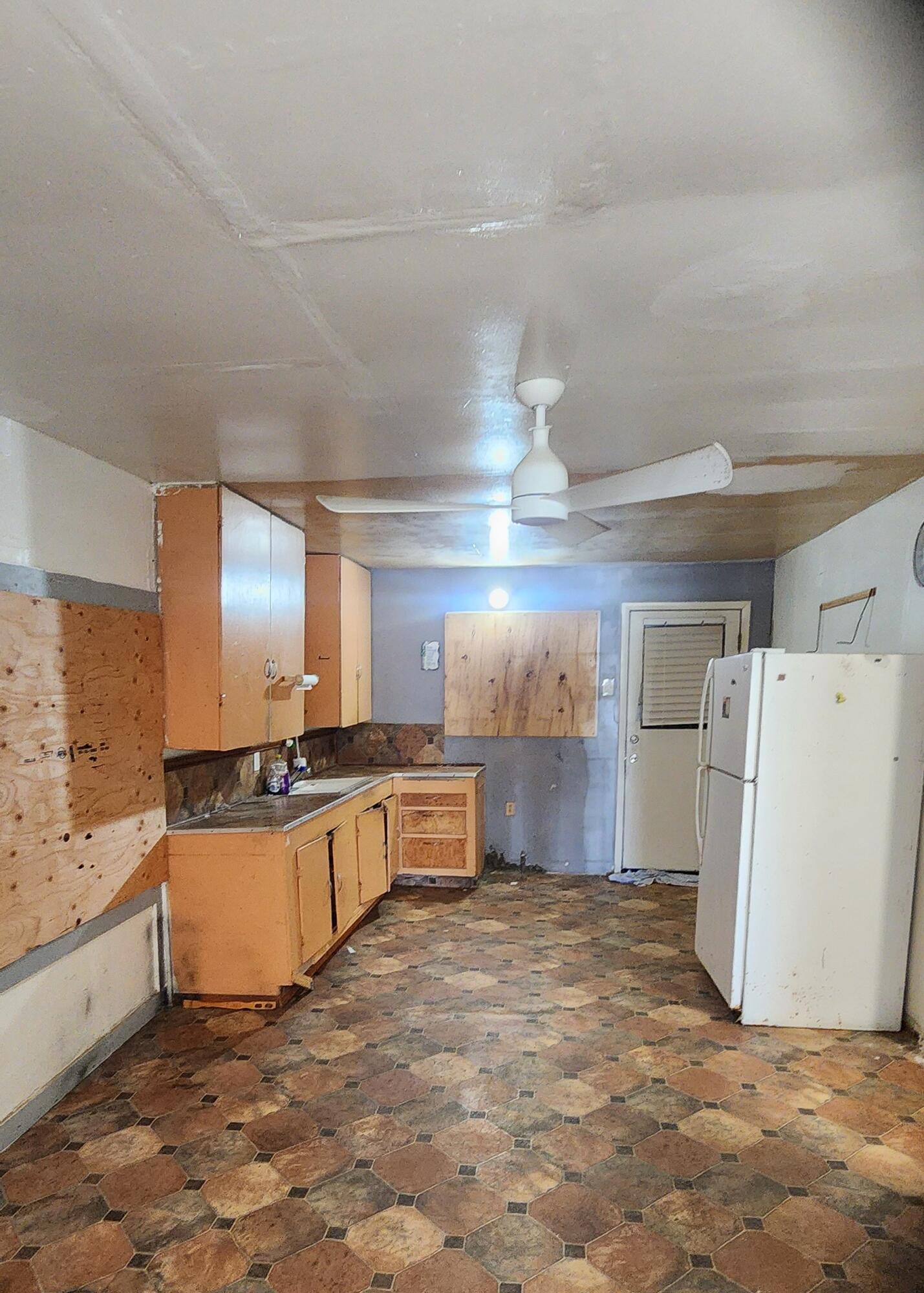 37774 Hunter Rd, Dinuba, CA 93618