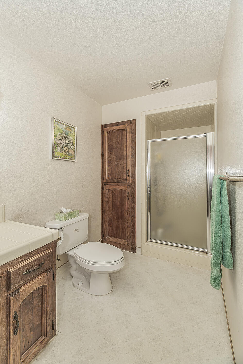 22085 Watts Valley Rd, Sanger, CA 93657