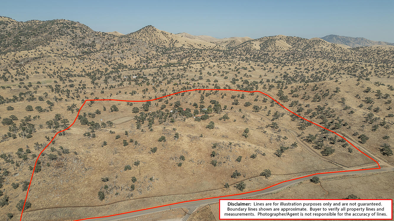 22085 Watts Valley Rd, Sanger, CA 93657