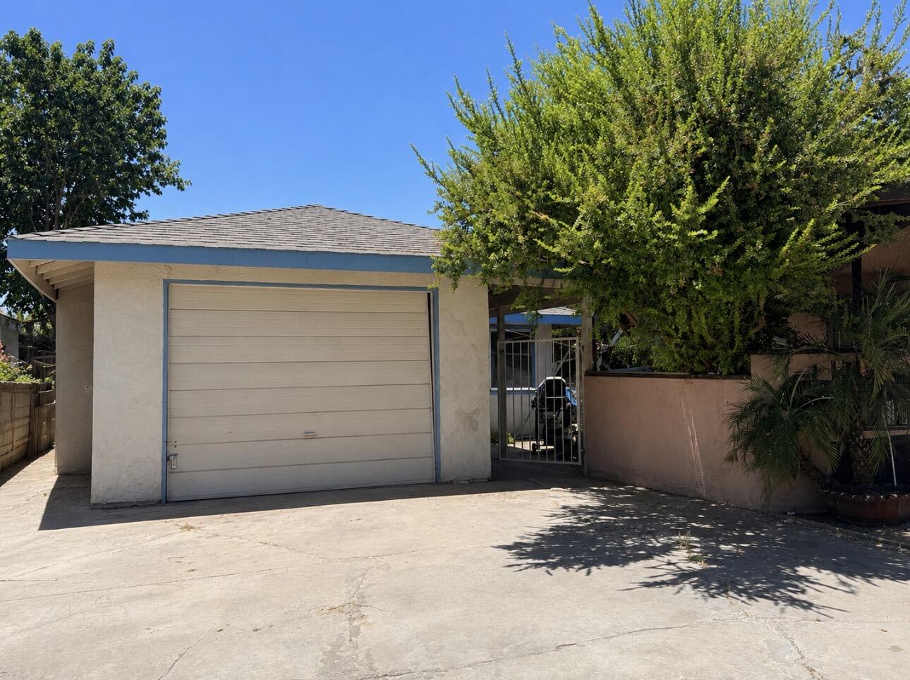 823 Forrester Ct, Porterville, CA 93257