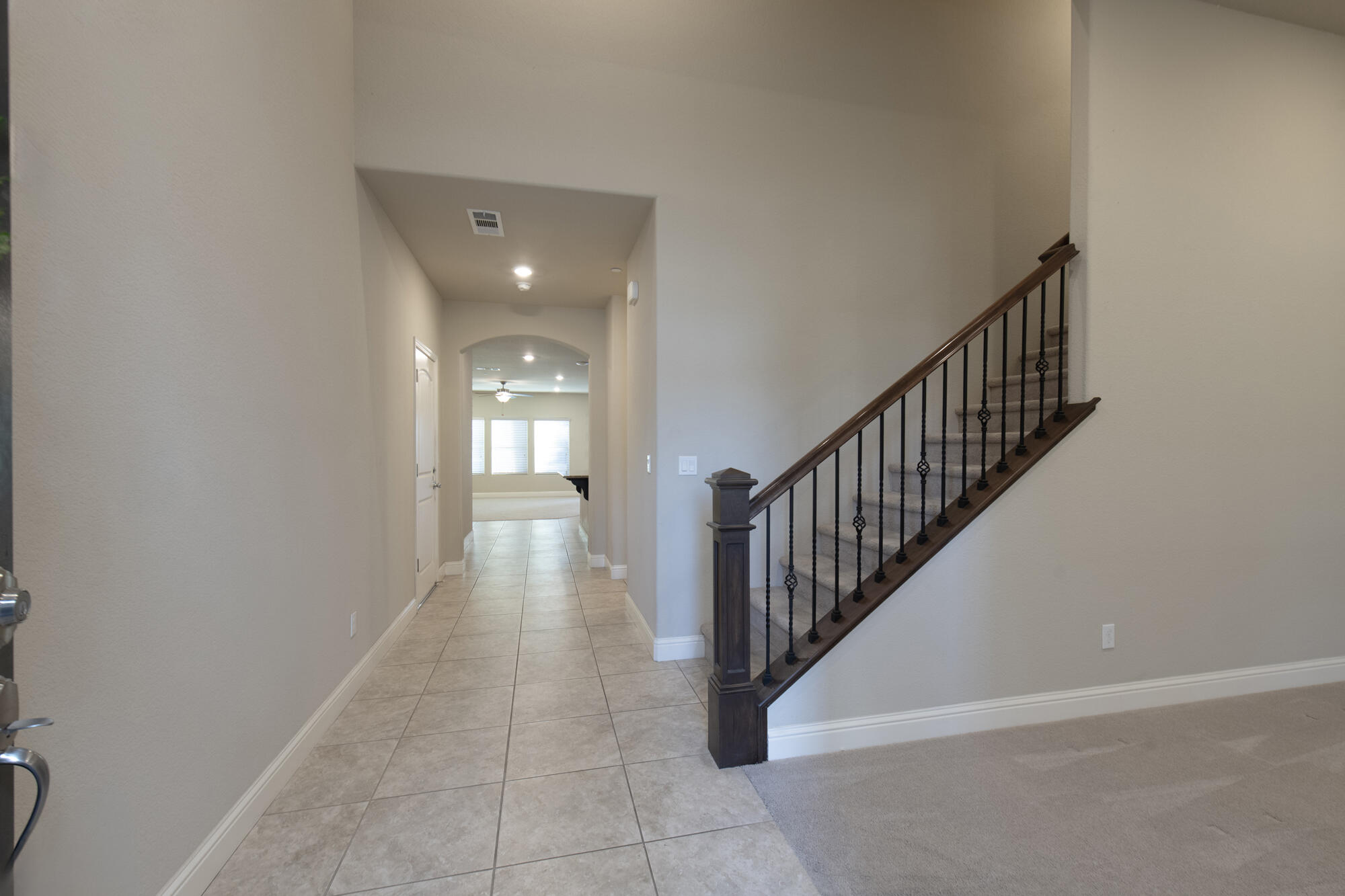 3728 W Ceres Ct, Visalia, CA 93291
