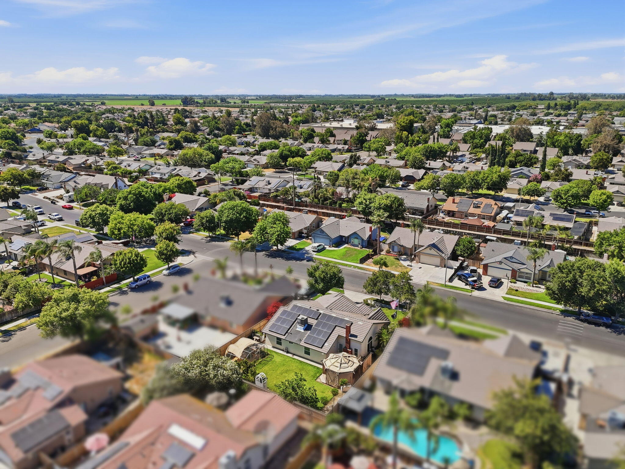 89 Devon Dr, Lemoore, CA 93245