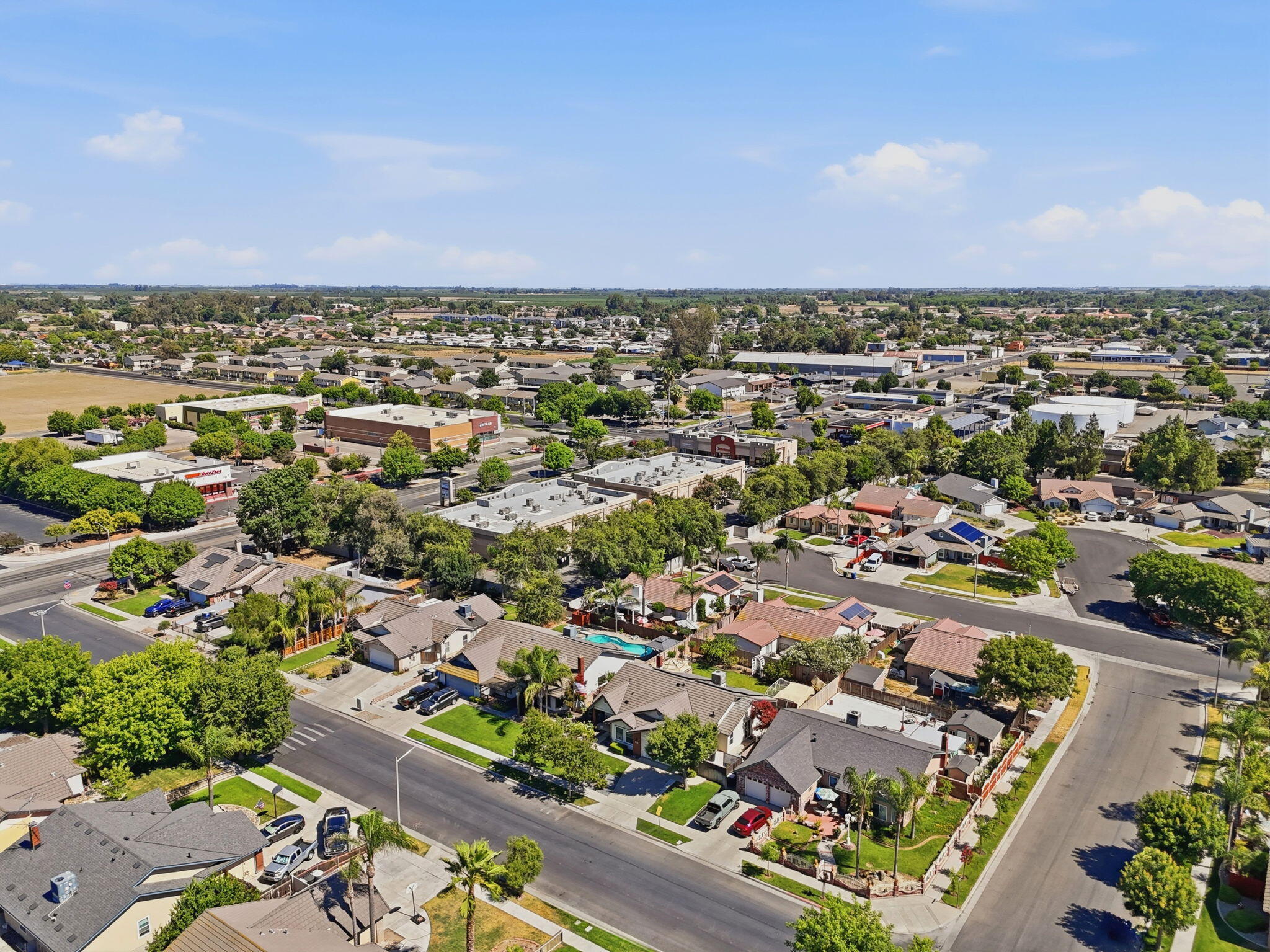 89 Devon Dr, Lemoore, CA 93245