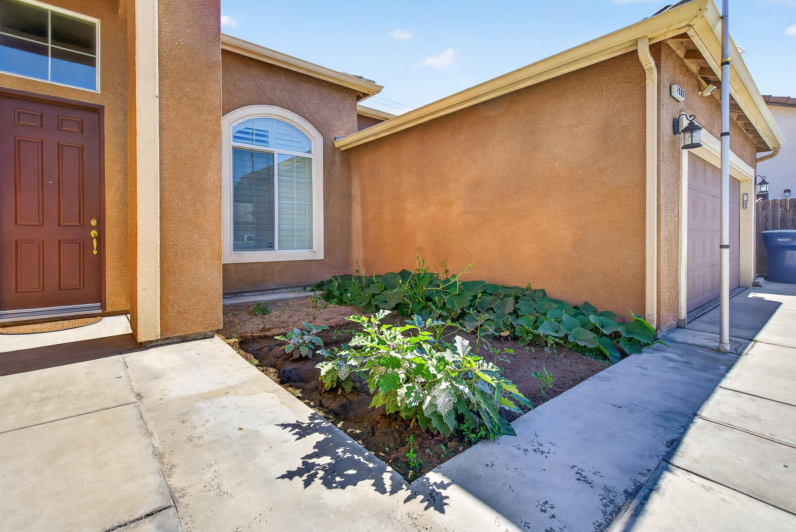 1983 Malvasia Ct, Tulare, CA 93274