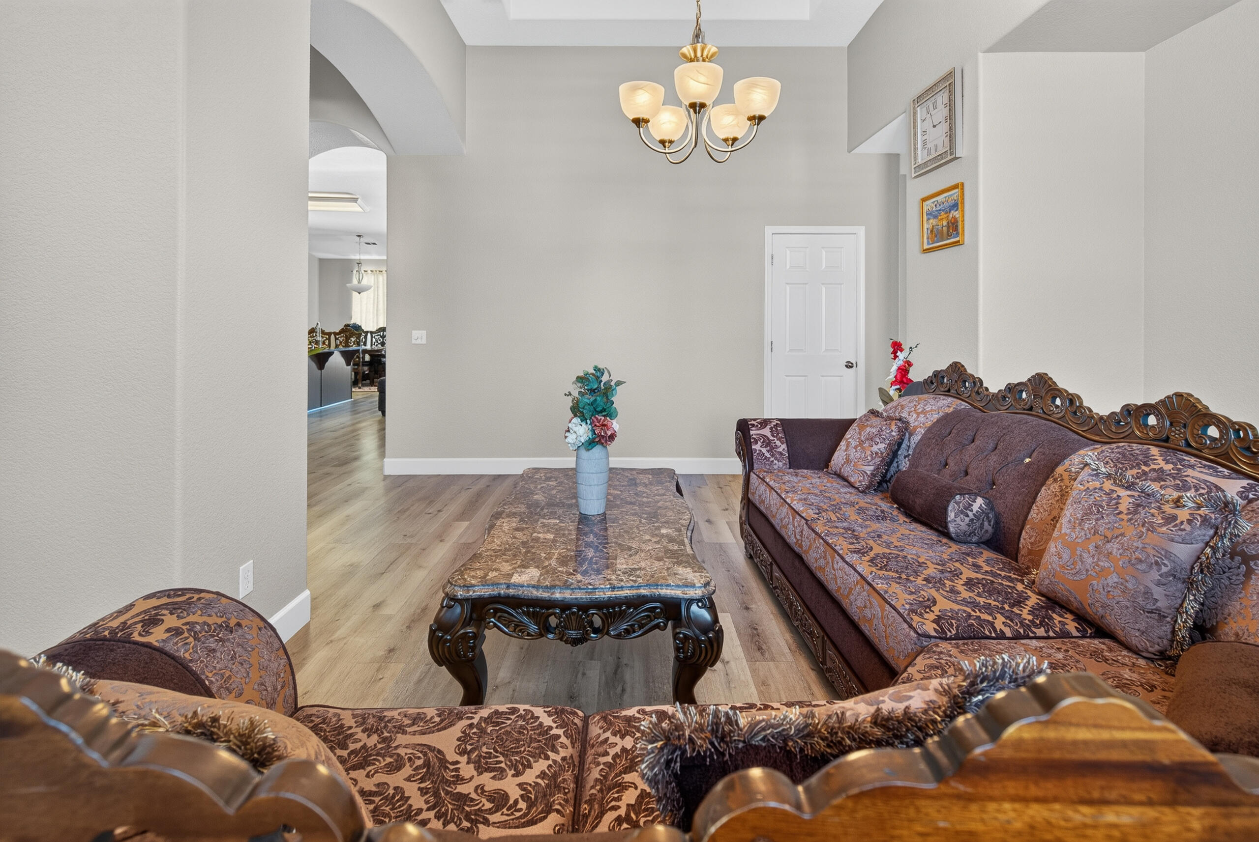 1983 Malvasia Ct, Tulare, CA 93274