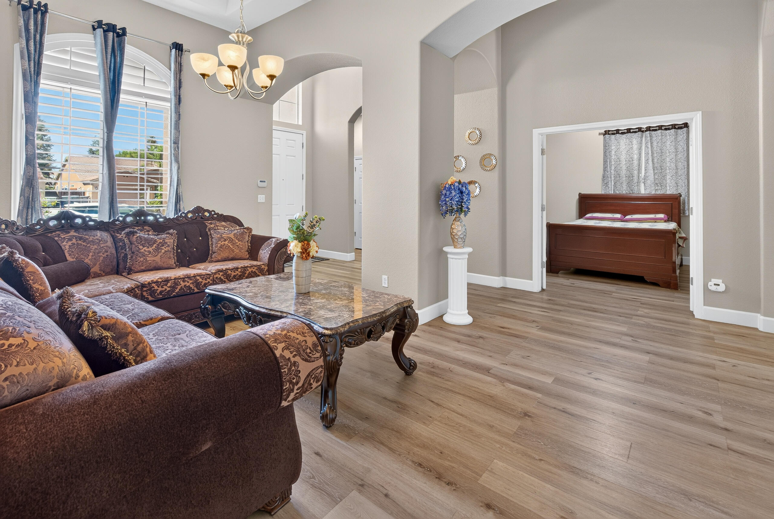 1983 Malvasia Ct, Tulare, CA 93274
