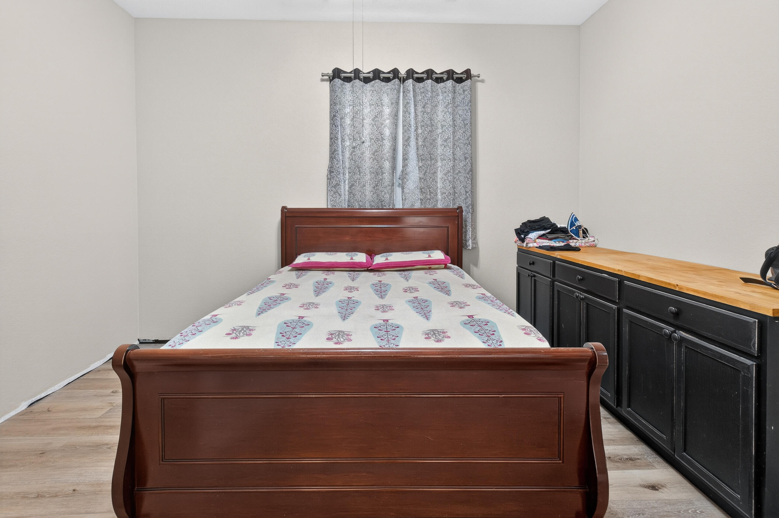 1983 Malvasia Ct, Tulare, CA 93274