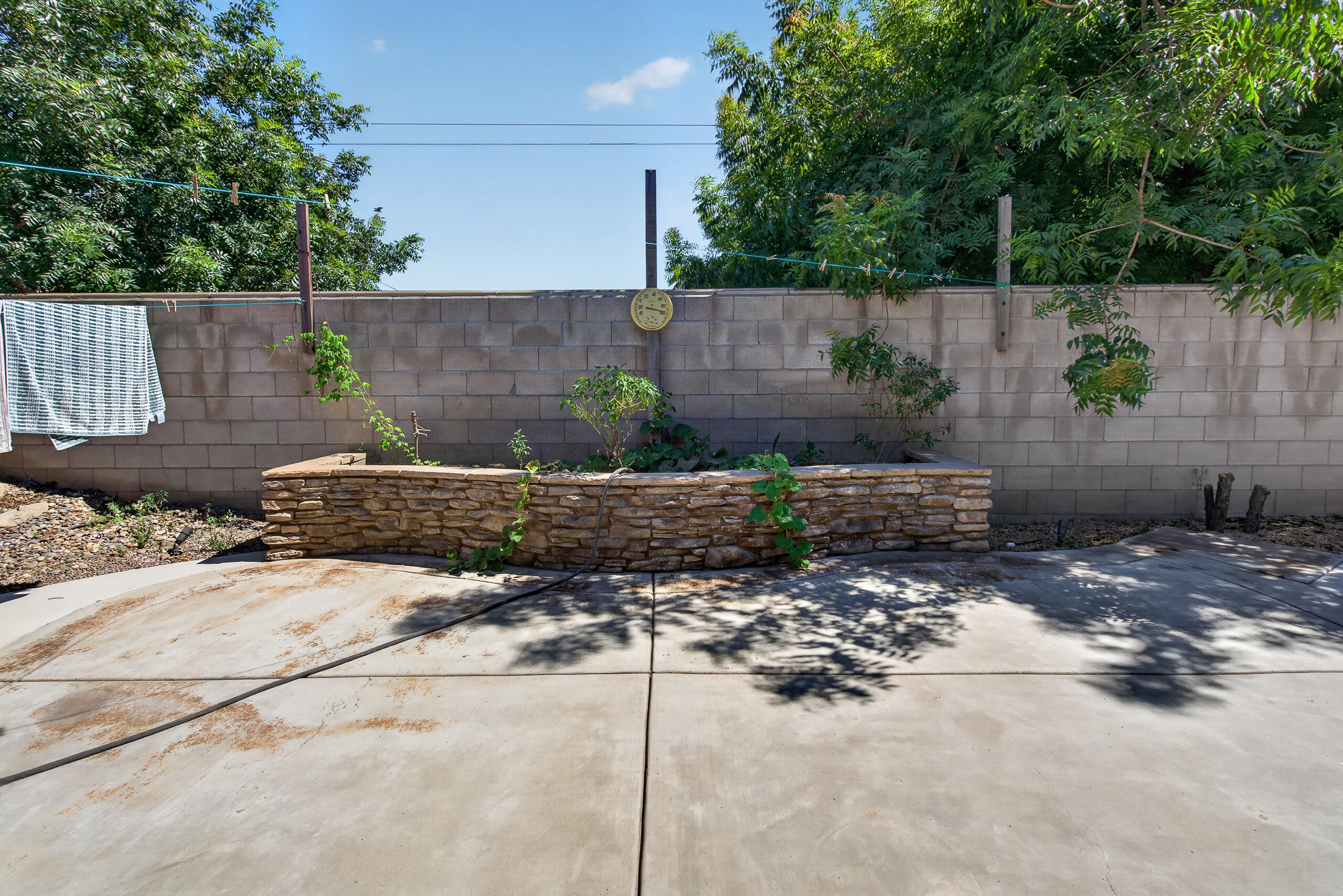 1983 Malvasia Ct, Tulare, CA 93274