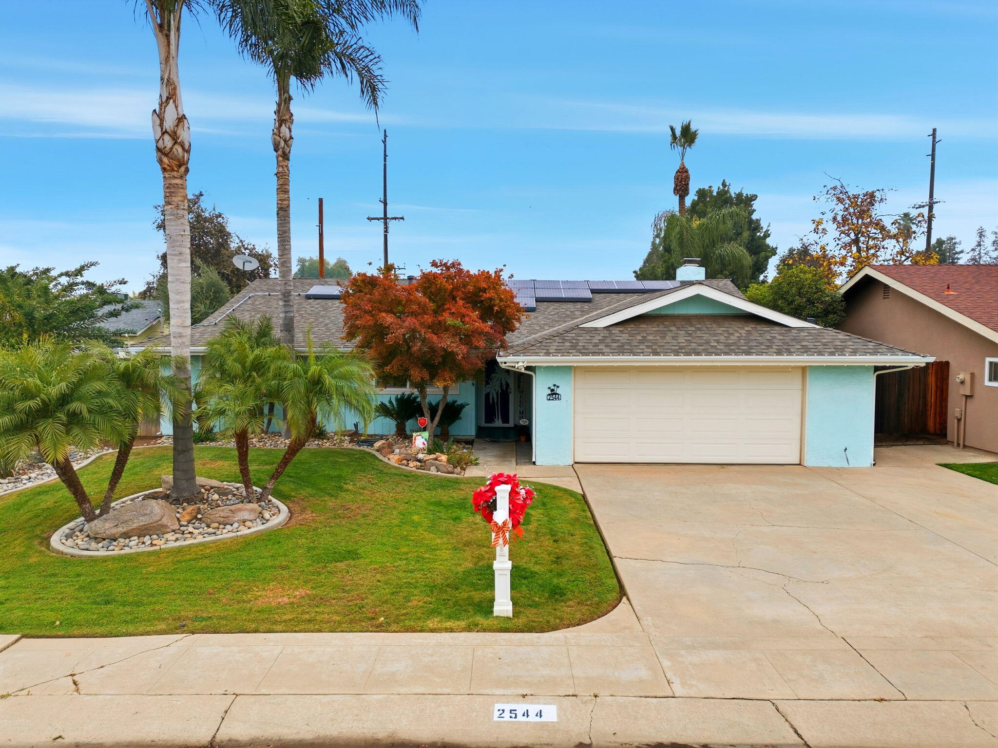 2544 W Harter Ave, Visalia, CA 93277