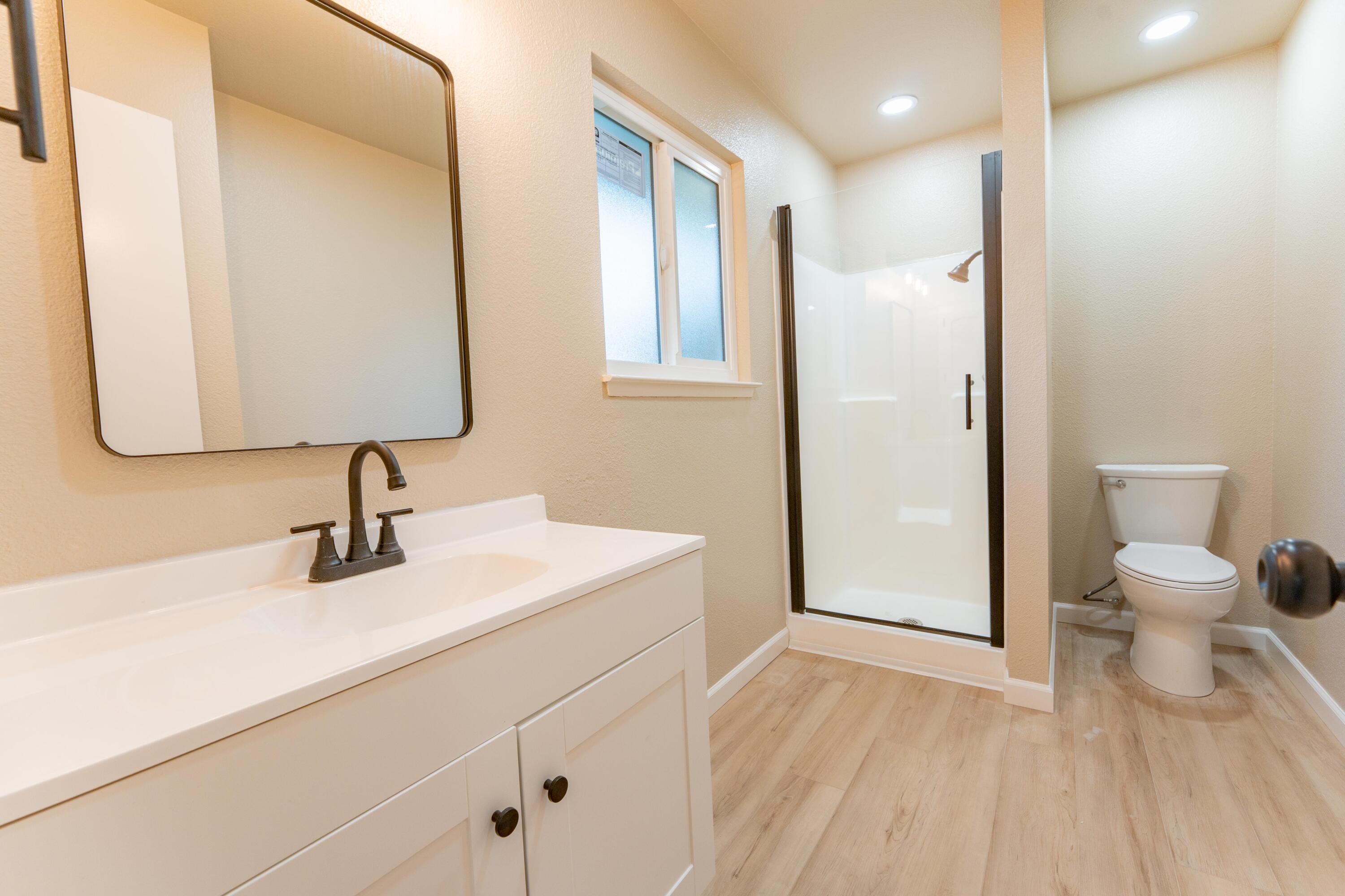 321 Olivewood Cir, Porterville, CA 93257
